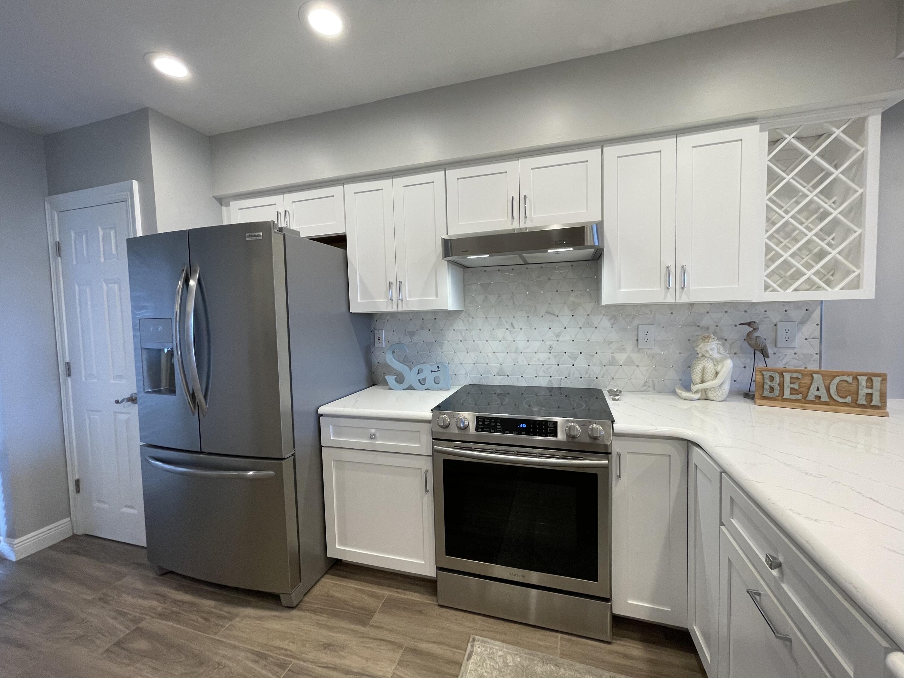 HIGH POINTE RESORT CONDO - Residential