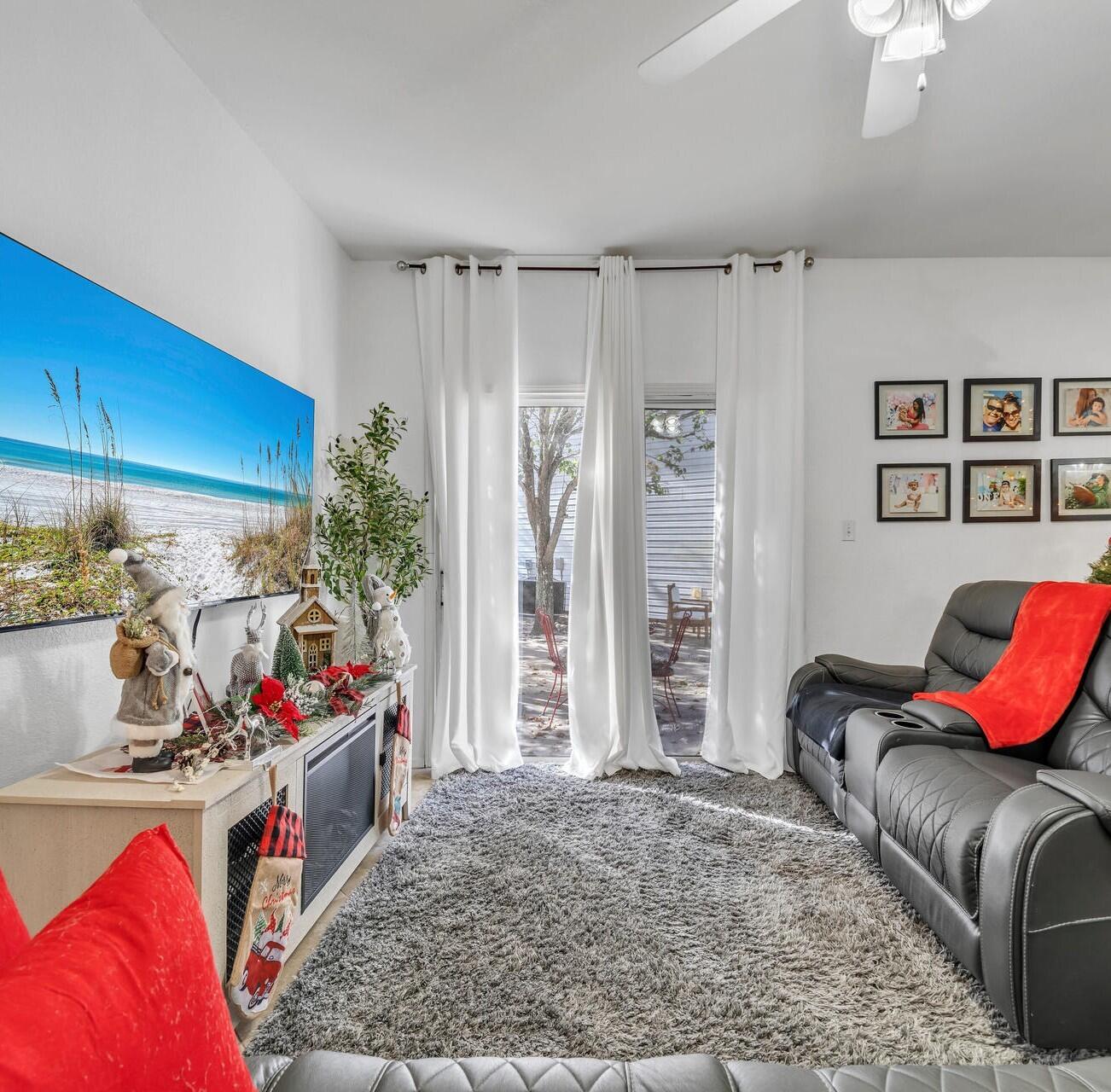 QUAIL LAKE - Residential