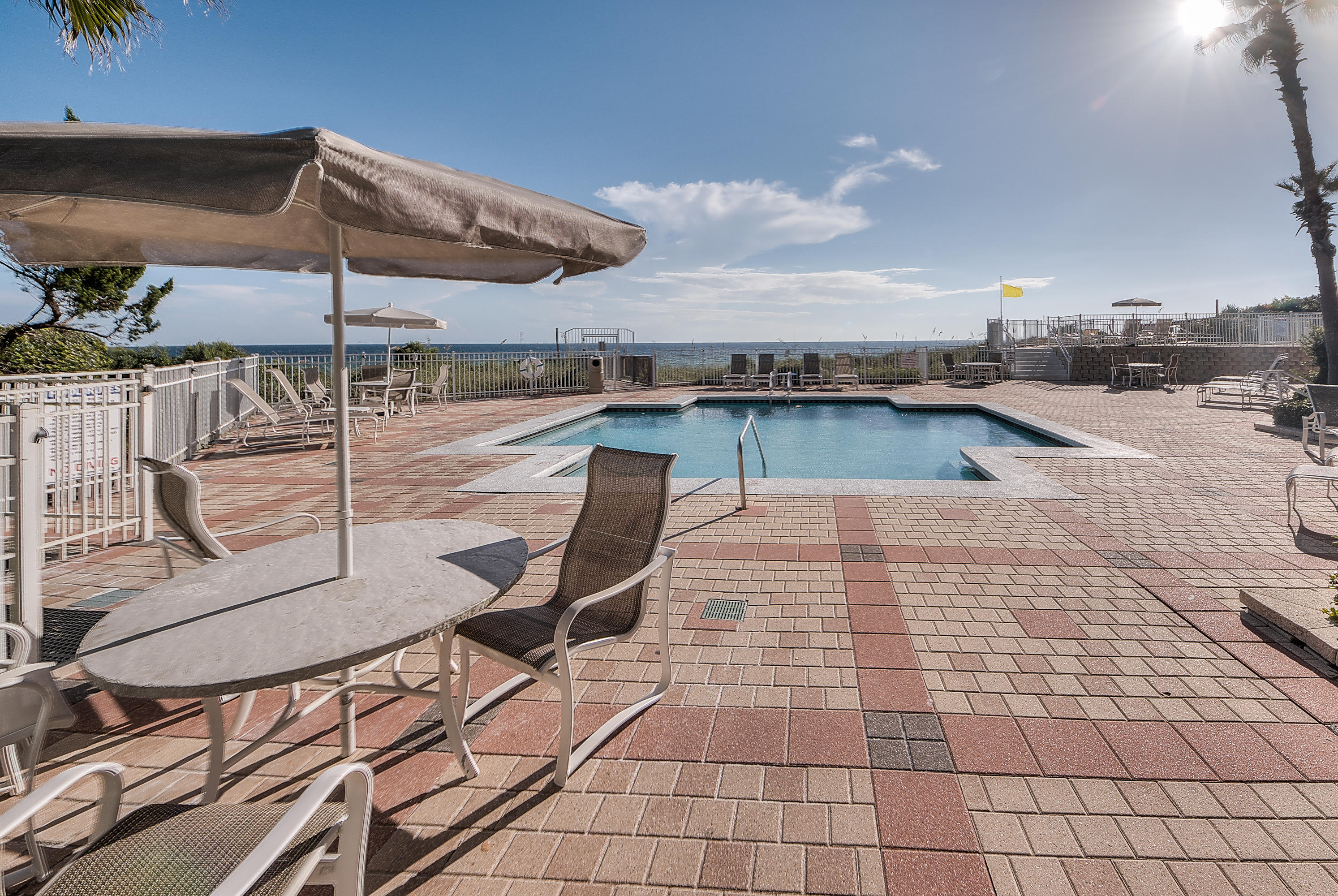 INN AT BLUE MOUNTAIN BEACH - Residential