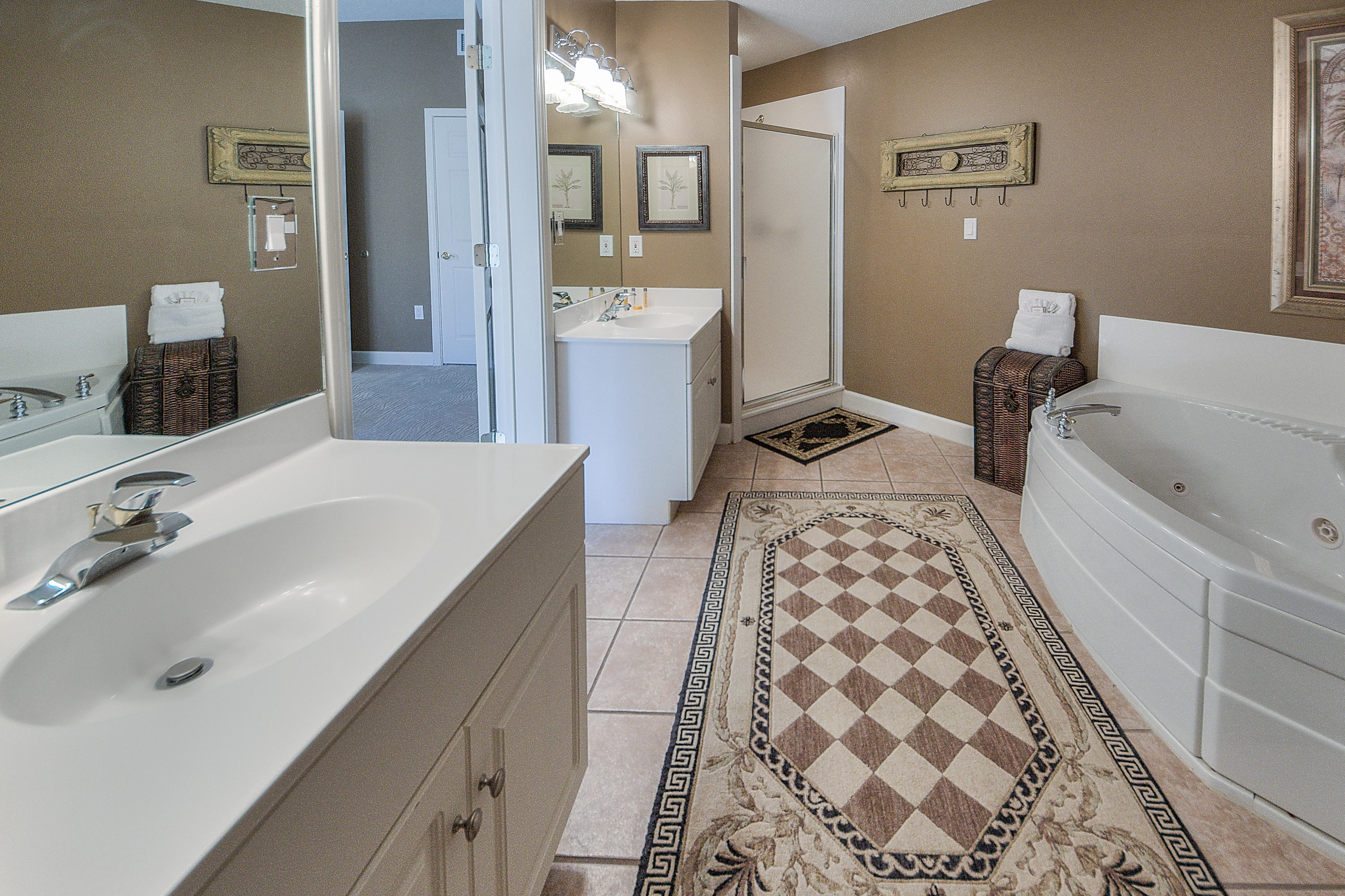 INN AT BLUE MOUNTAIN BEACH - Residential