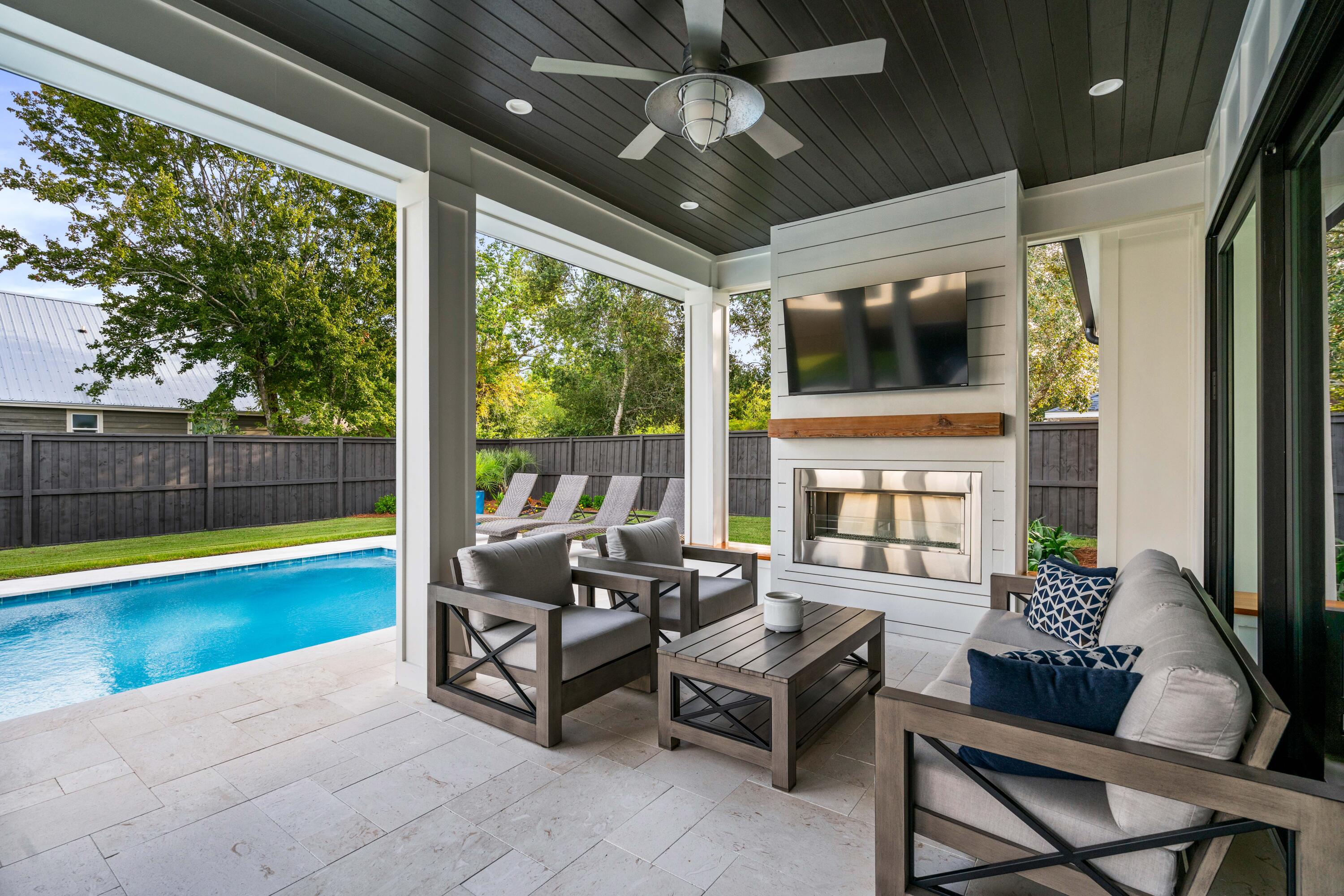 GULFVIEW HEIGHTS 1ST ADDN - Residential