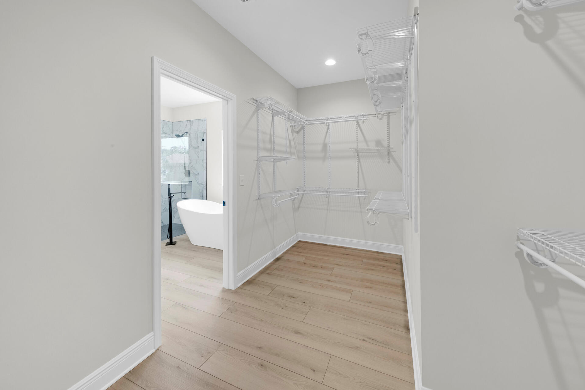 SUMMERFELL - Residential