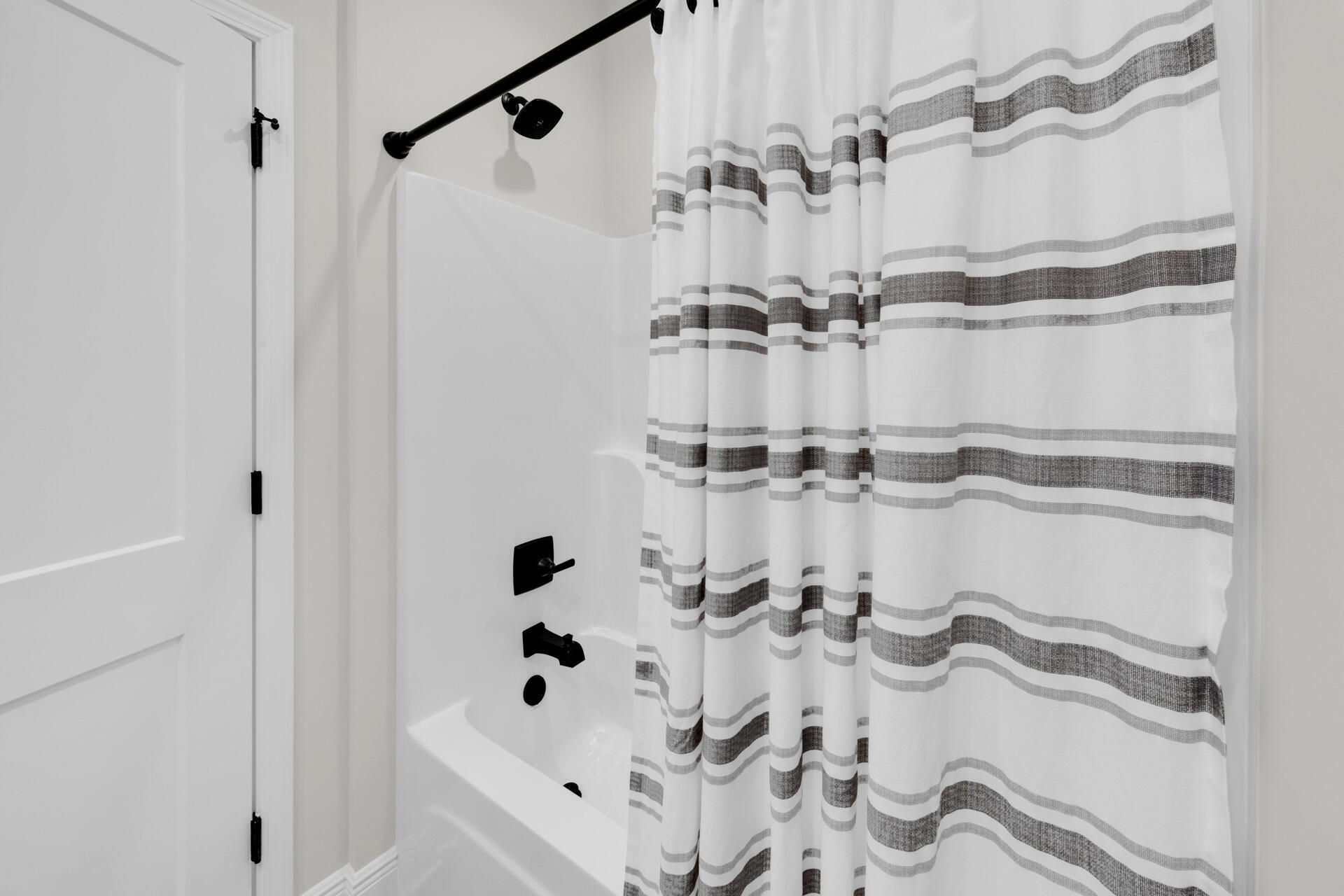 SUMMERFELL - Residential