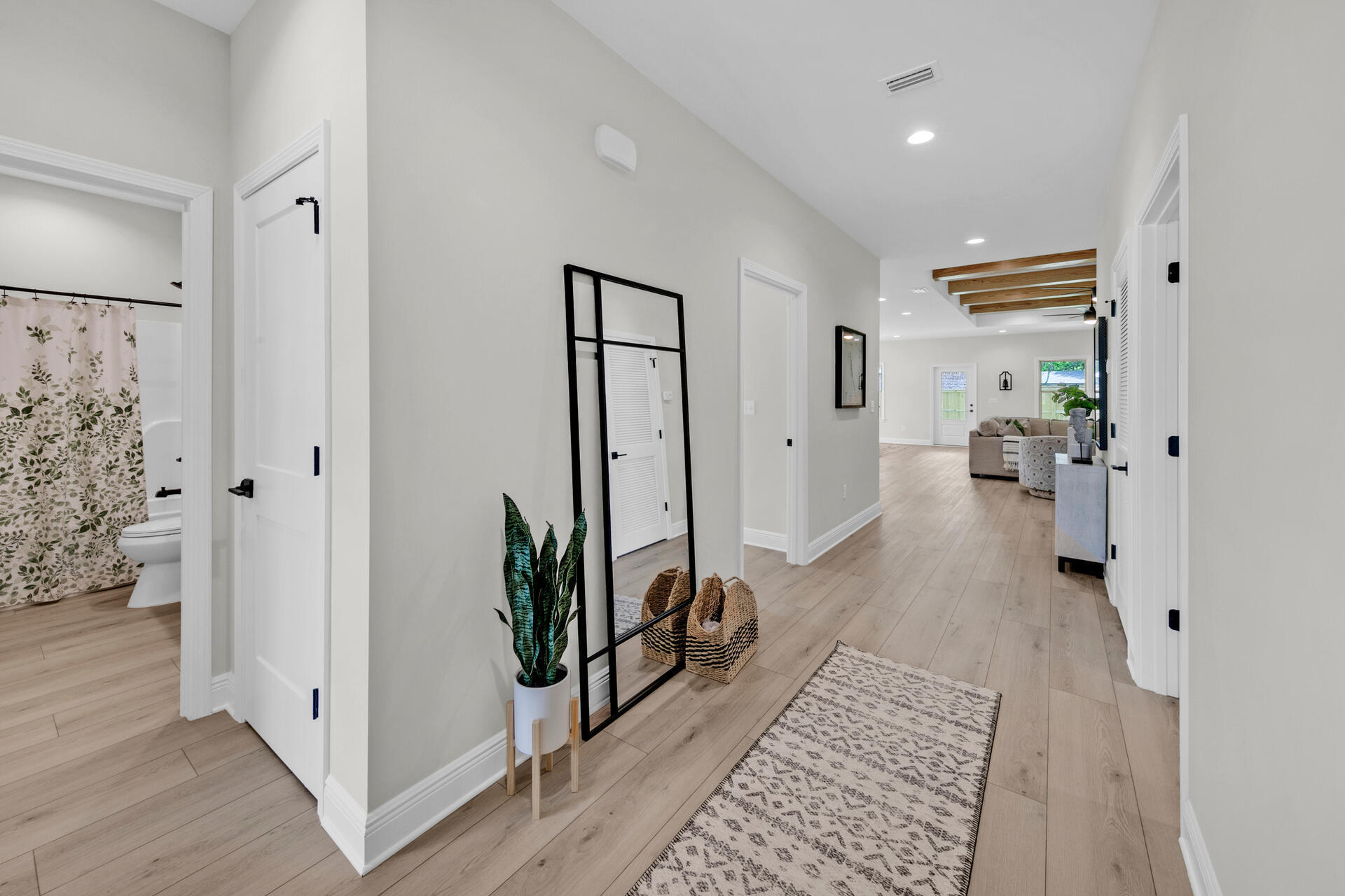 SUMMERFELL - Residential