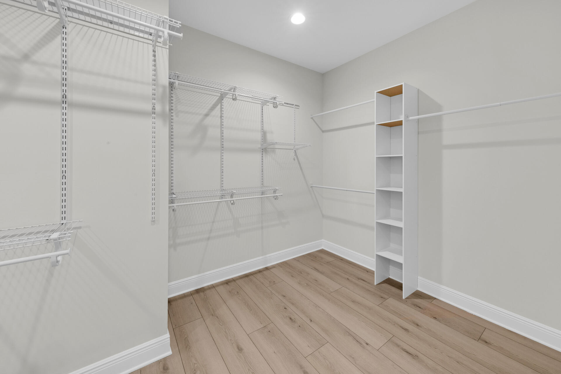 SUMMERFELL - Residential