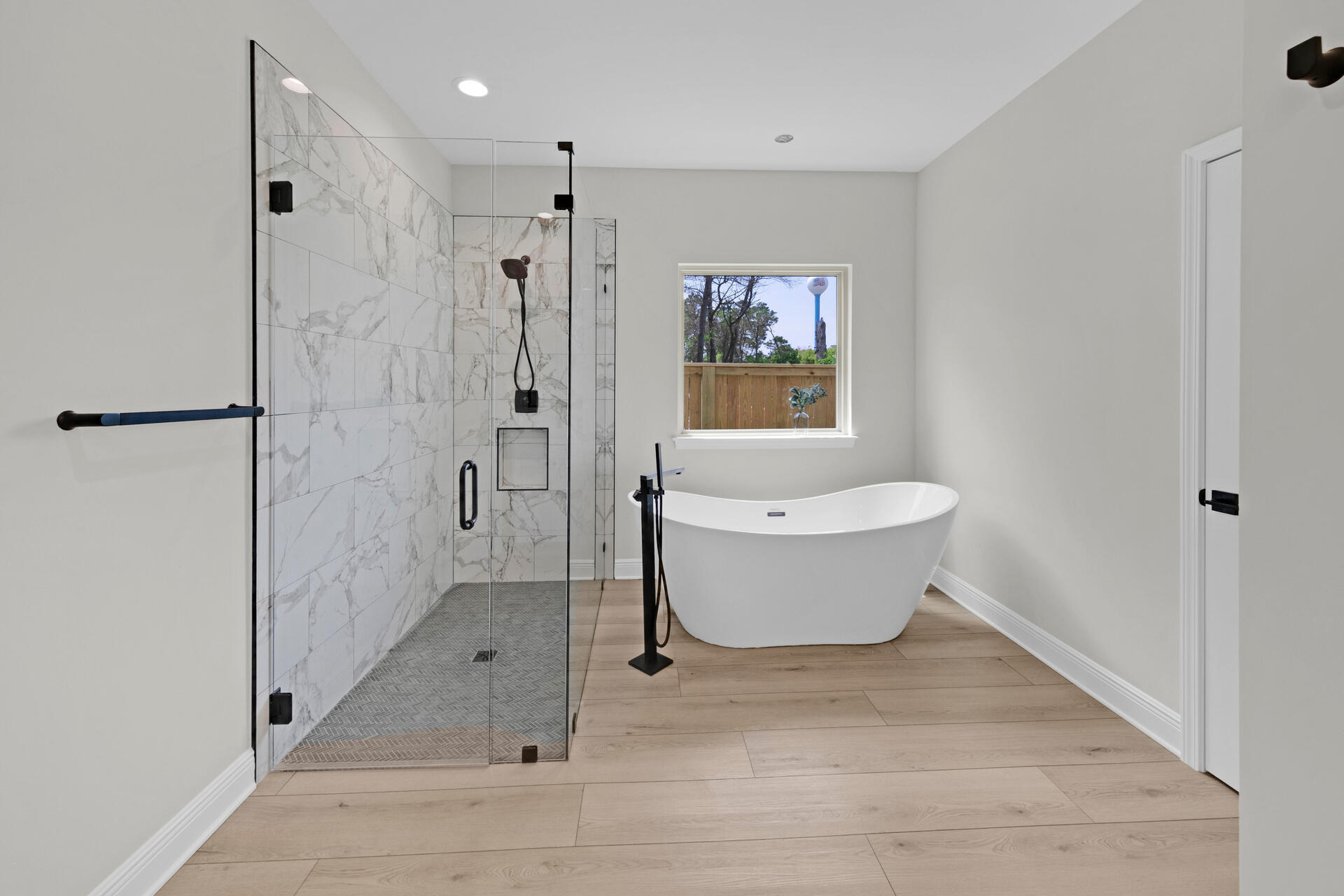 SUMMERFELL - Residential