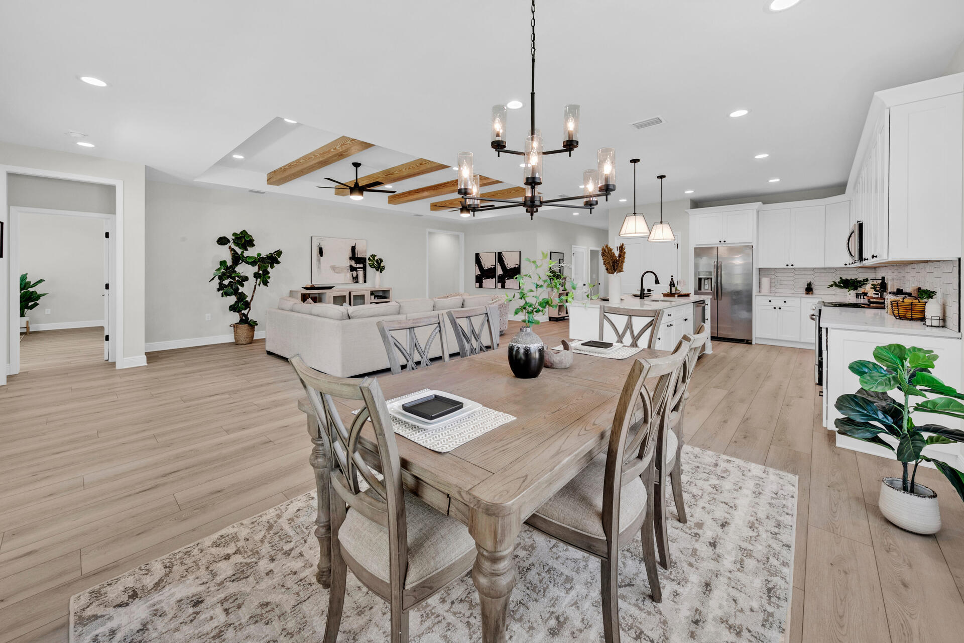 SUMMERFELL - Residential