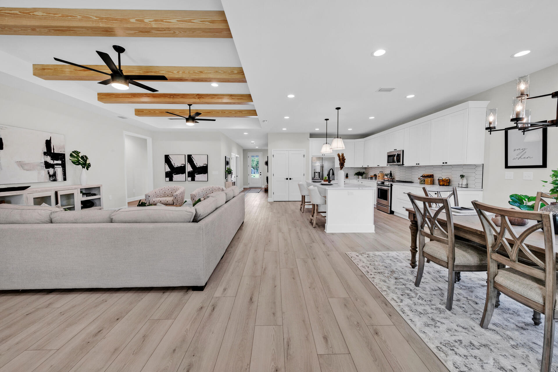 SUMMERFELL - Residential