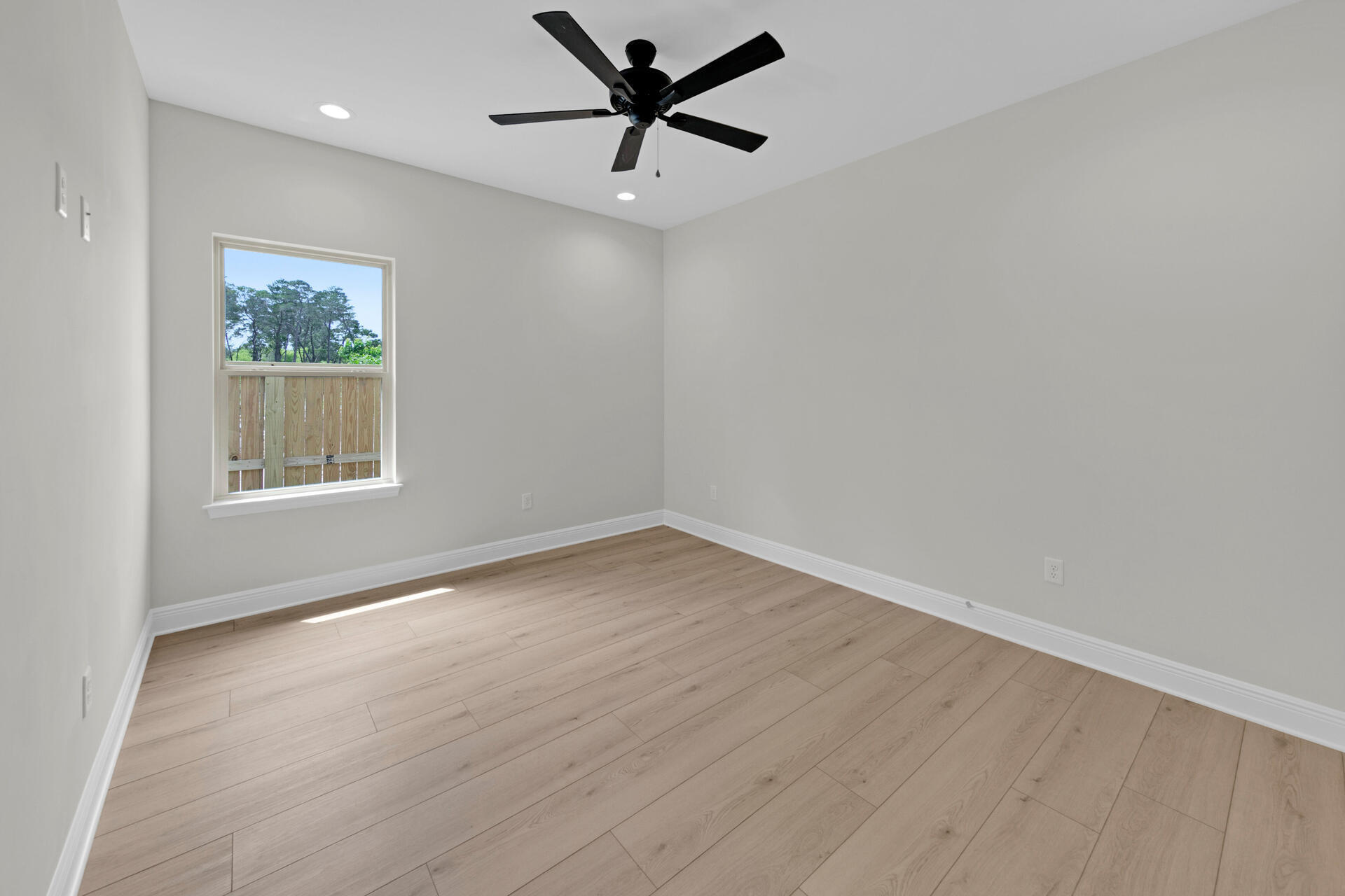 SUMMERFELL - Residential