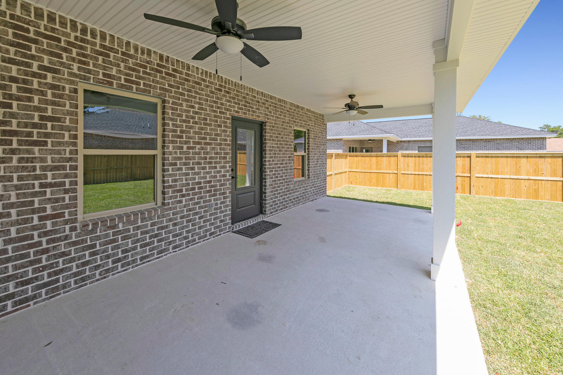 SUMMERFELL - Residential