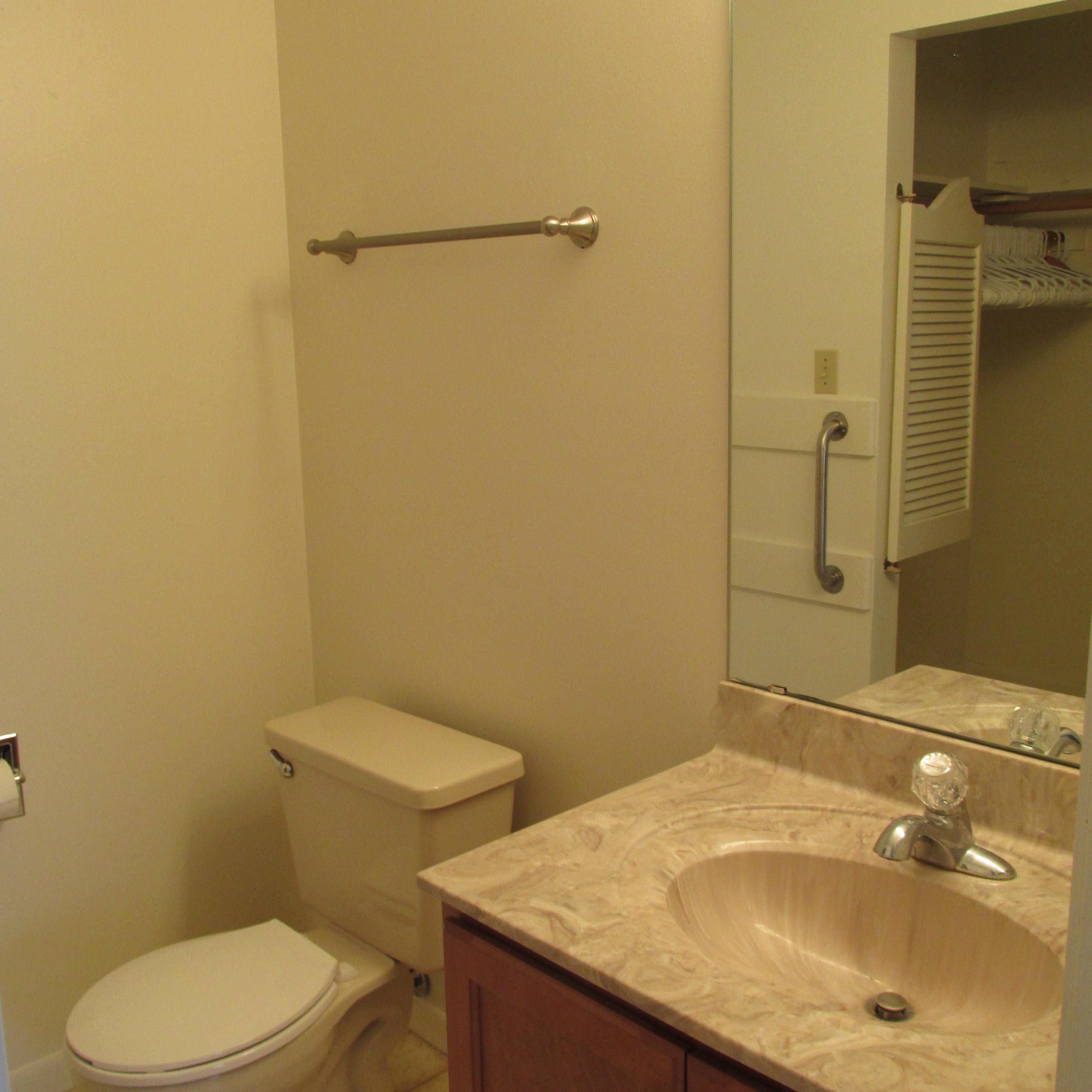 ISLAND MARK - Residential Lease