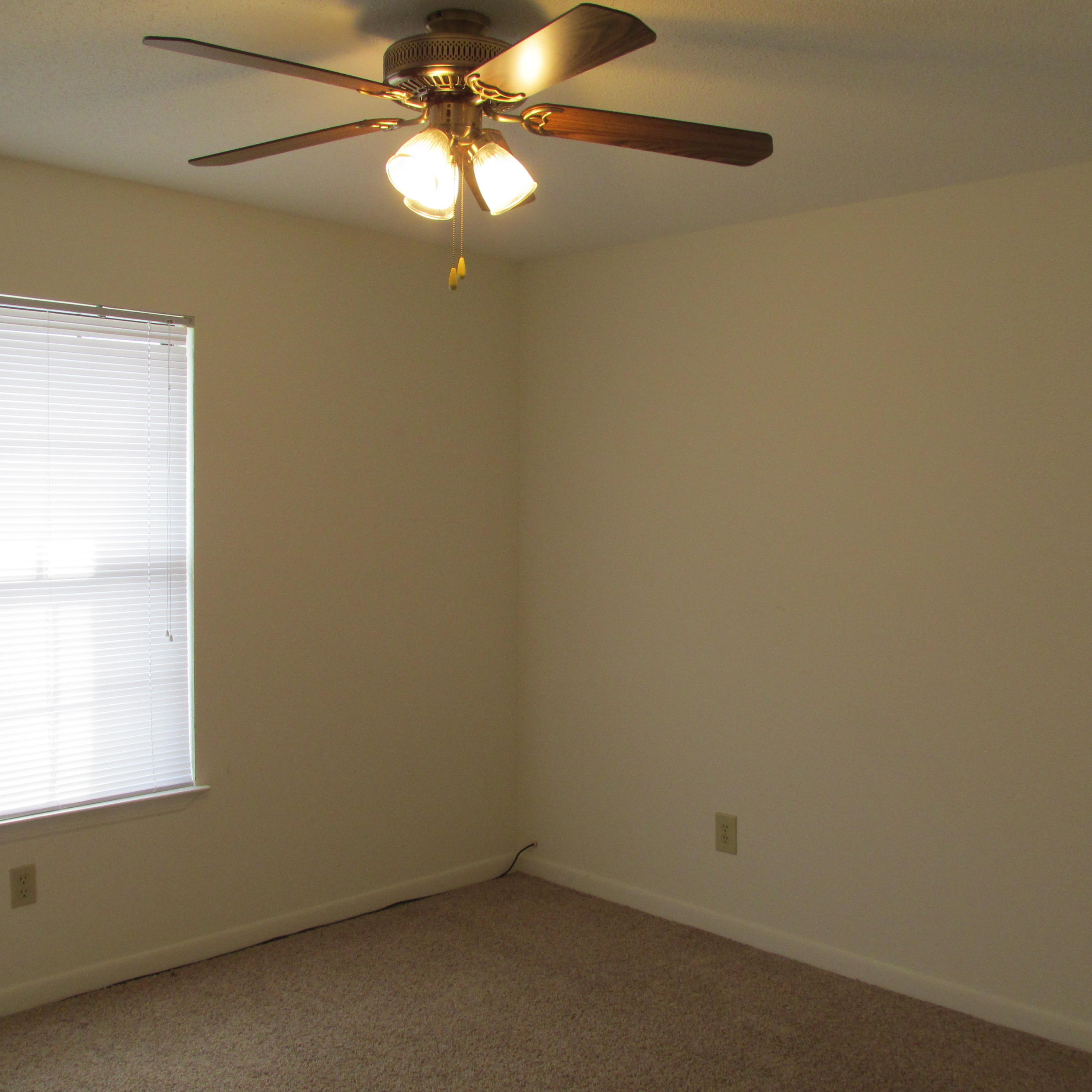 ISLAND MARK - Residential Lease