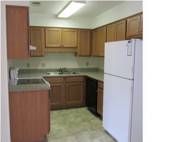 ISLAND MARK - Residential Lease