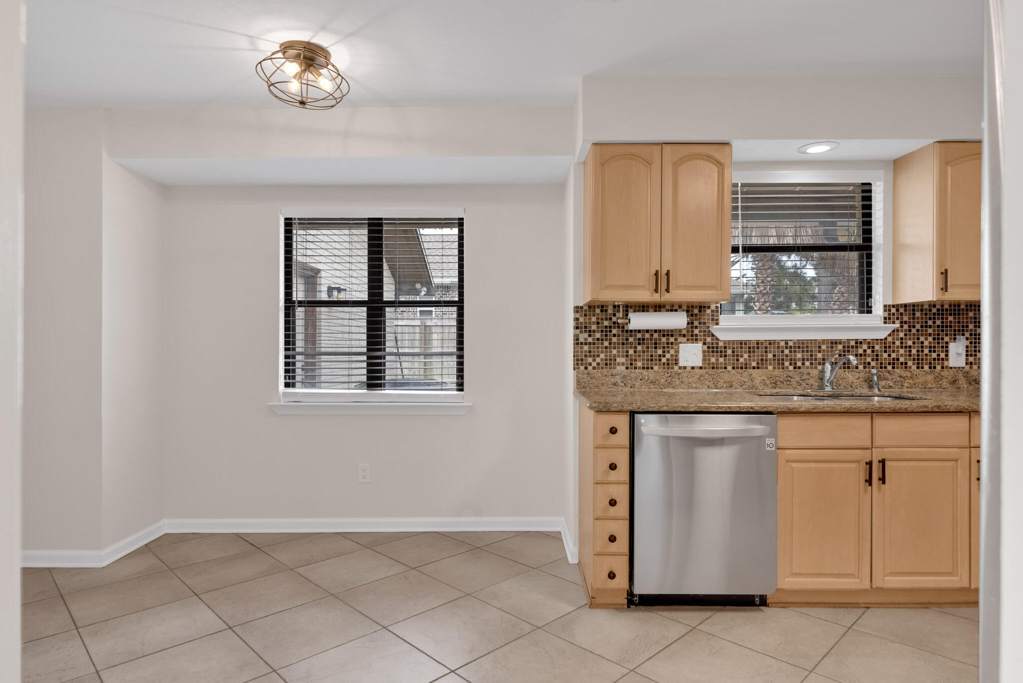 BLUE HERON COVE PH 1, 3 & 4 - Residential Lease