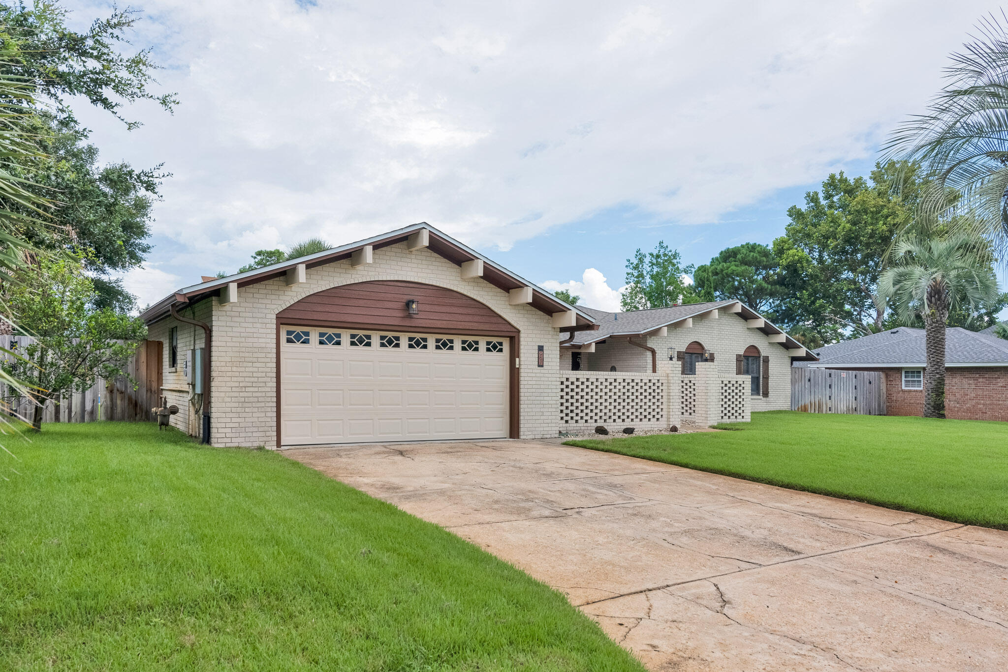 BLUE HERON COVE PH 1, 3 & 4 - Residential Lease