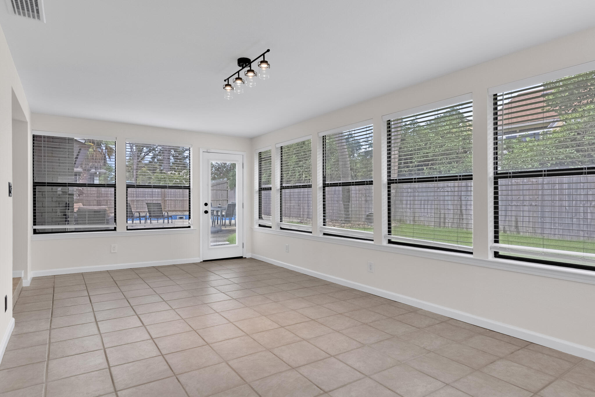 BLUE HERON COVE PH 1, 3 & 4 - Residential Lease