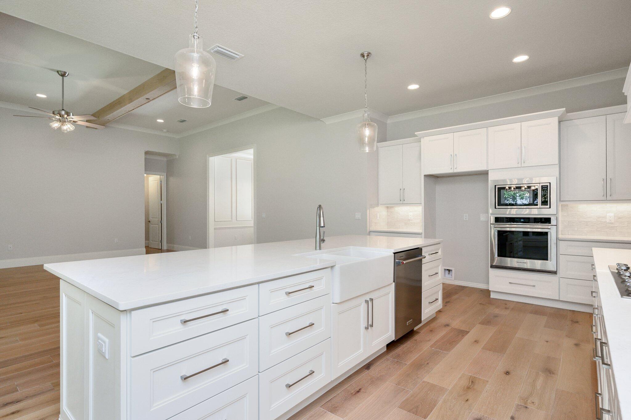 CLAIRES VINEYARD - Residential