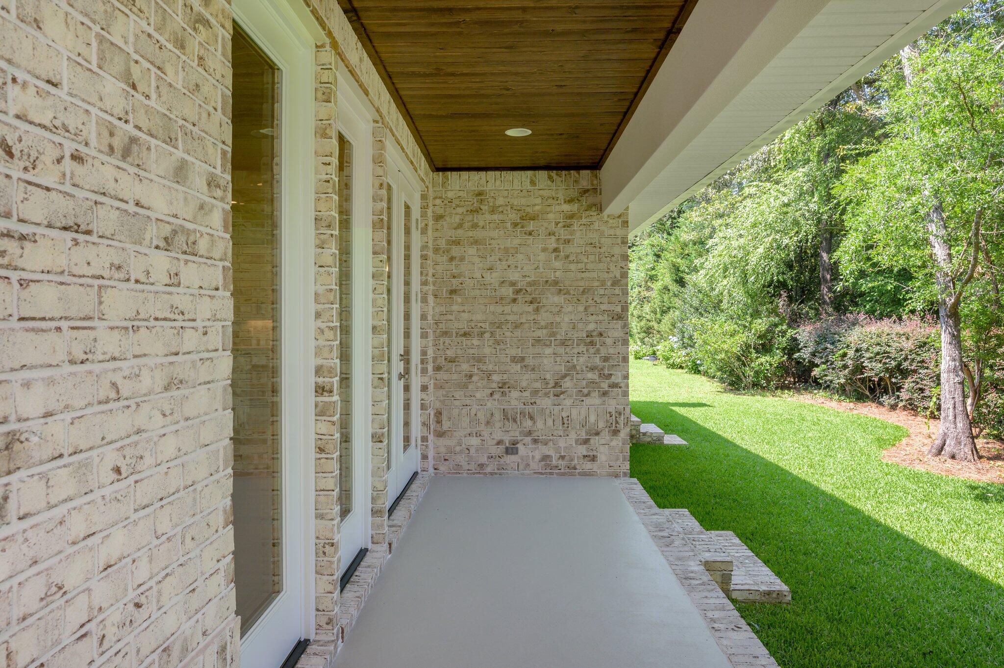 CLAIRES VINEYARD - Residential