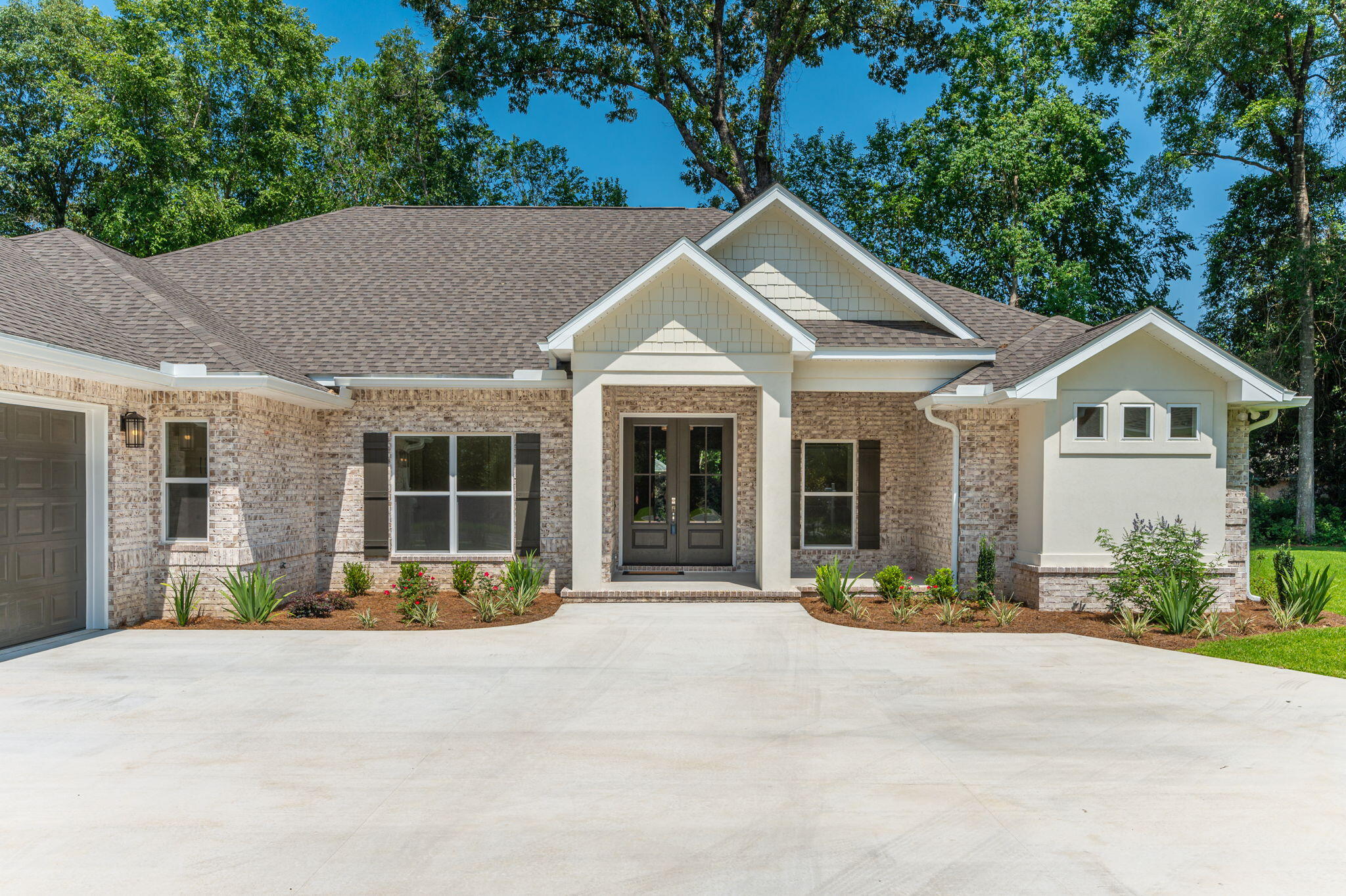 CLAIRES VINEYARD - Residential