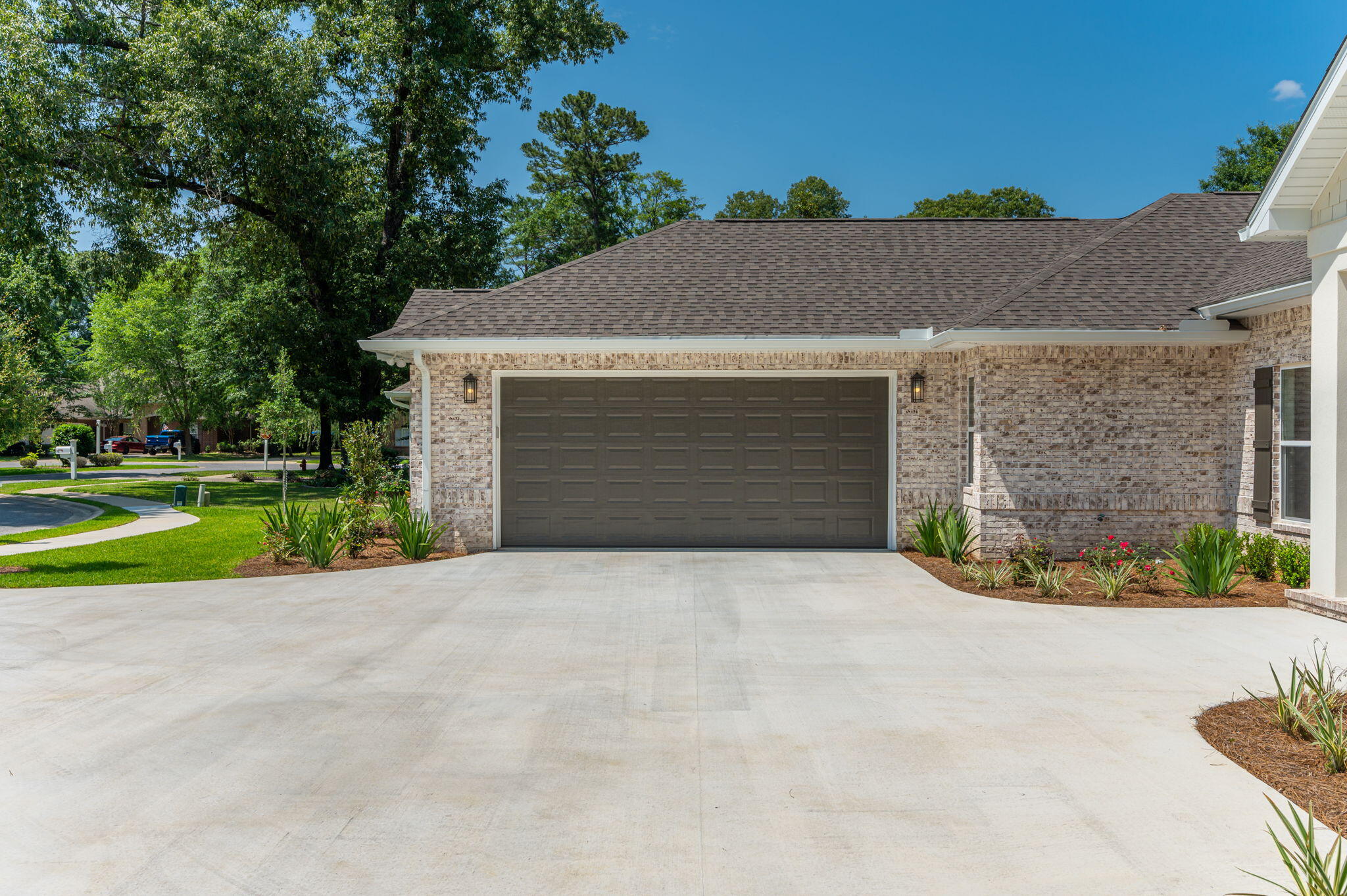 CLAIRES VINEYARD - Residential