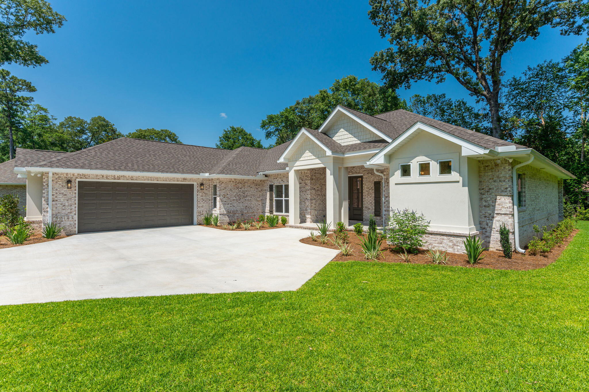 CLAIRES VINEYARD - Residential