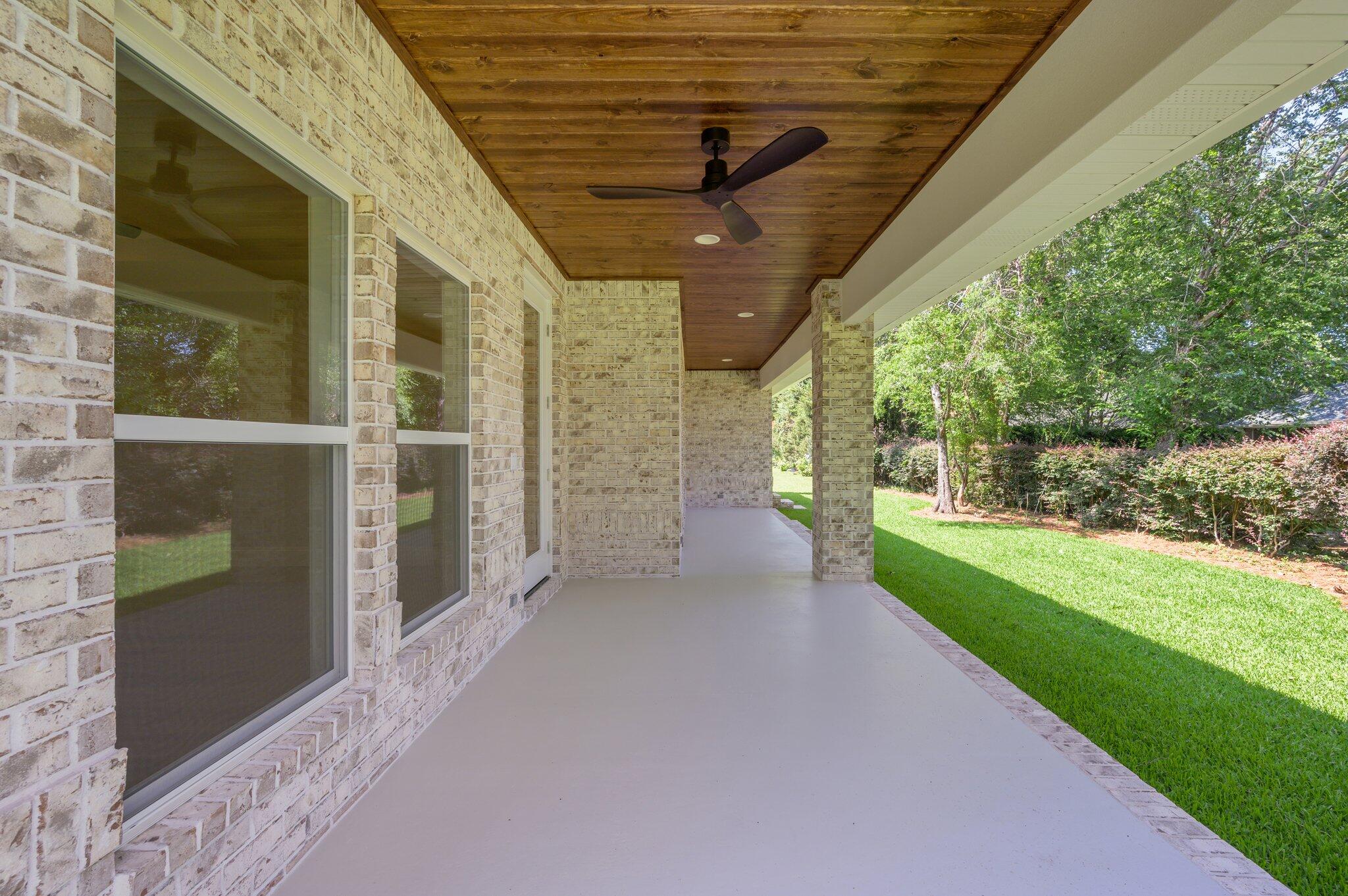 CLAIRES VINEYARD - Residential