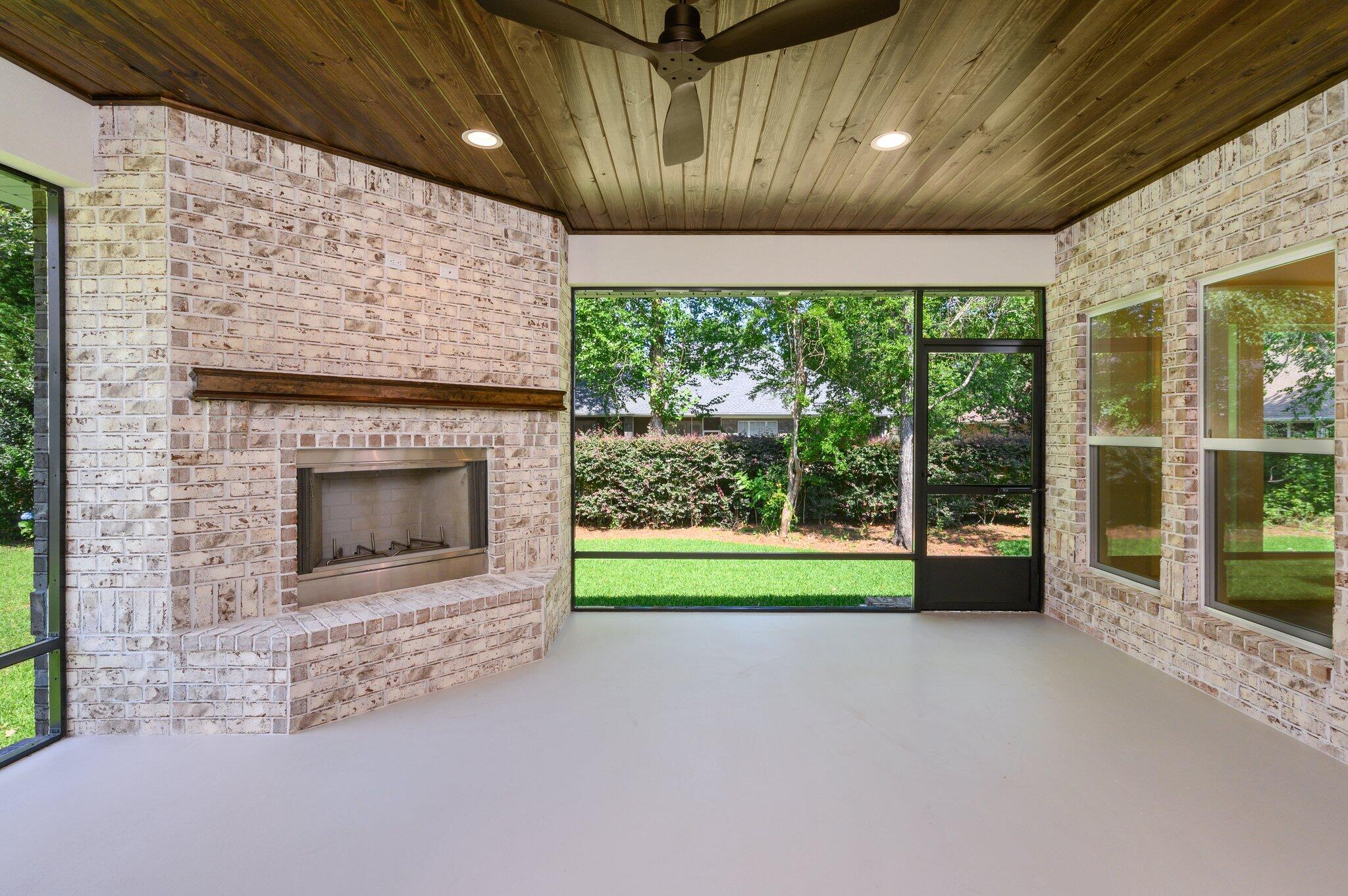 CLAIRES VINEYARD - Residential