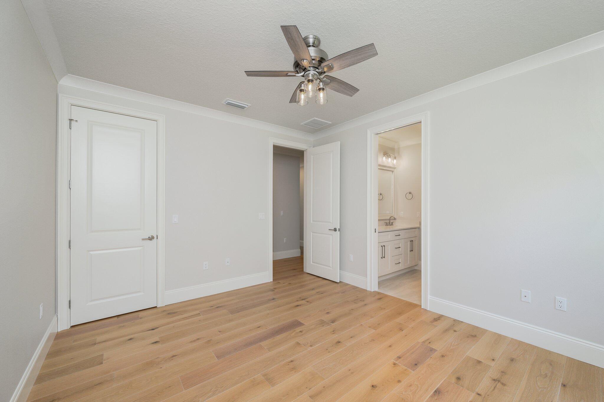 CLAIRES VINEYARD - Residential