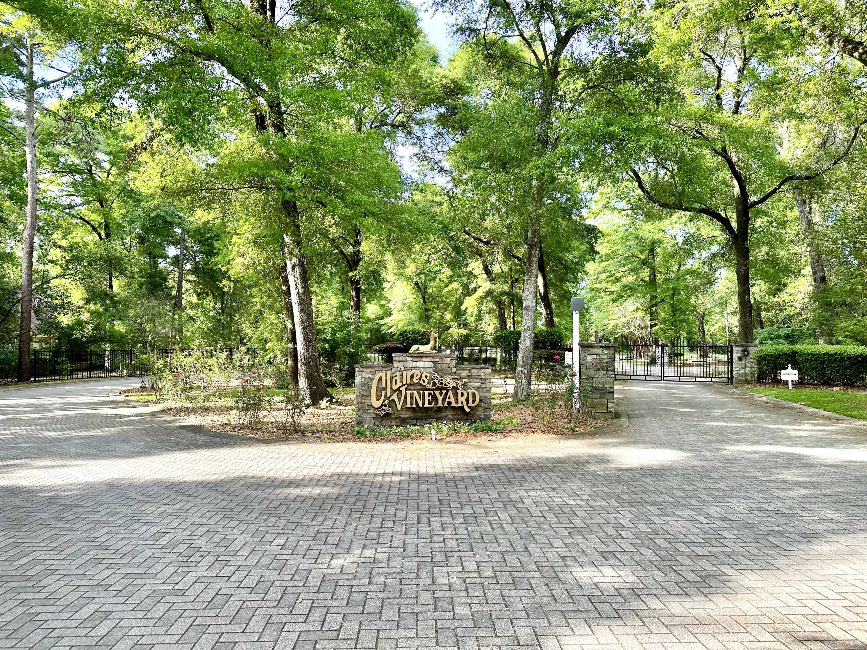 CLAIRES VINEYARD - Residential