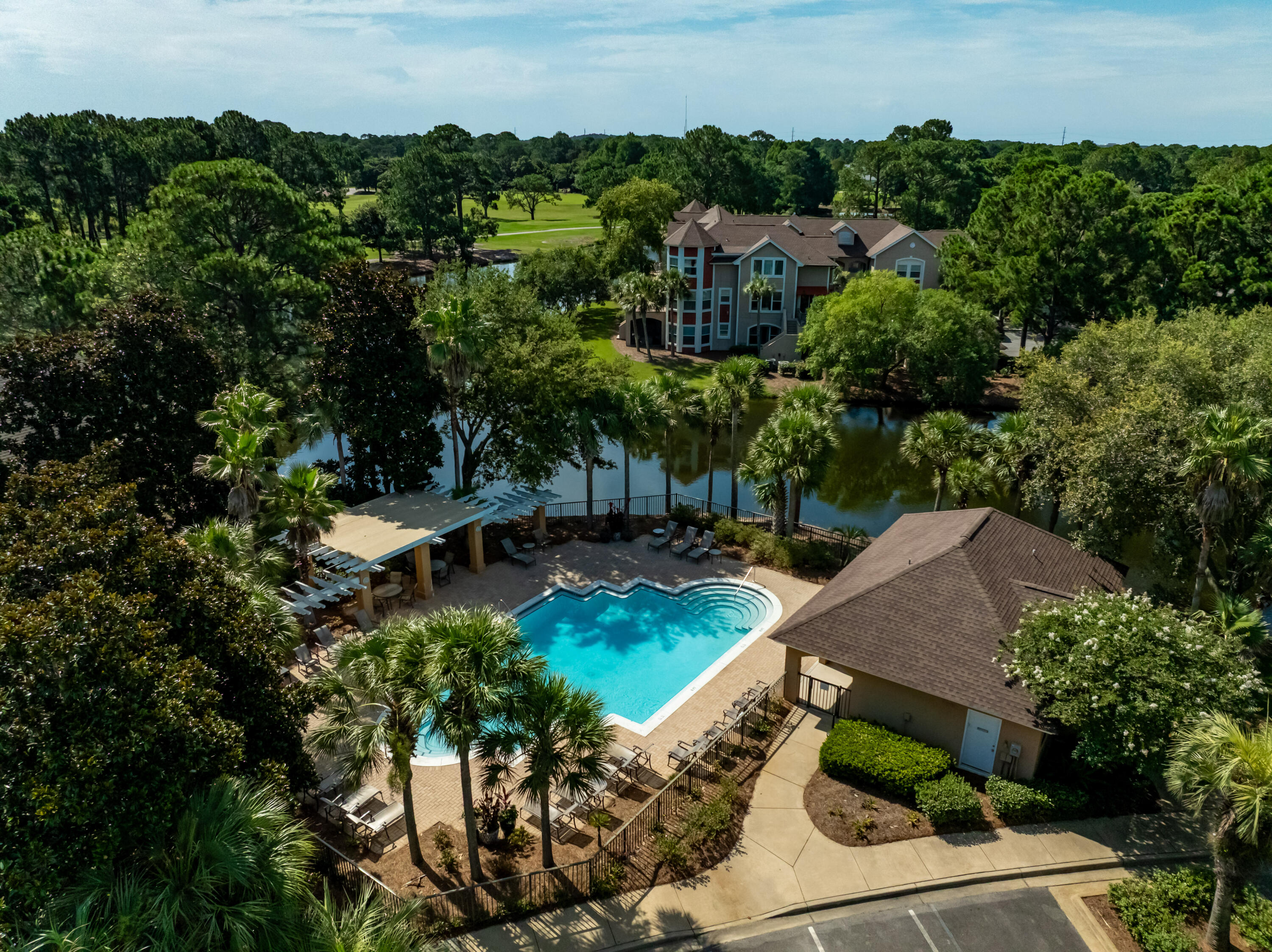 TURNBERRY VILLAS CONDO - Residential