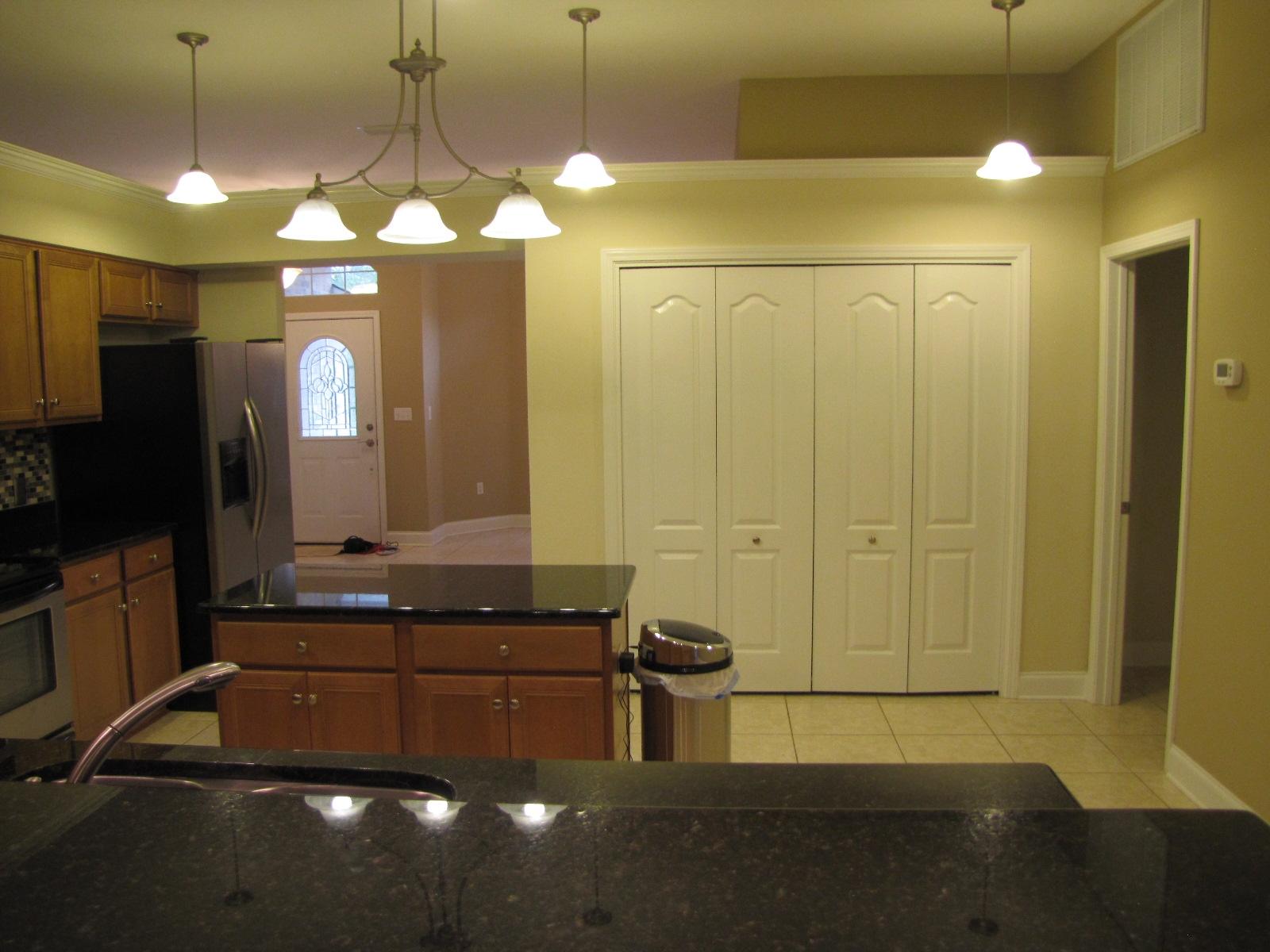 TRAILWOOD ESTATES - Residential Lease