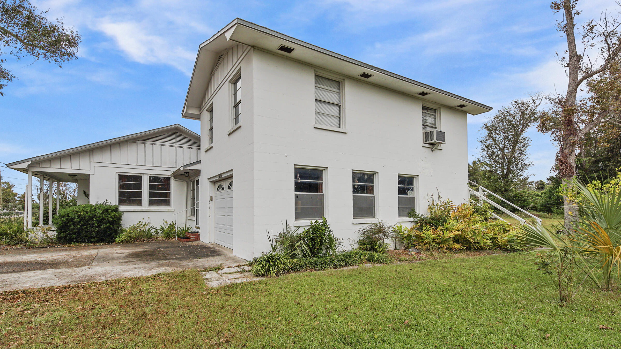 NO RECORDED SUBDIVISION - Residential