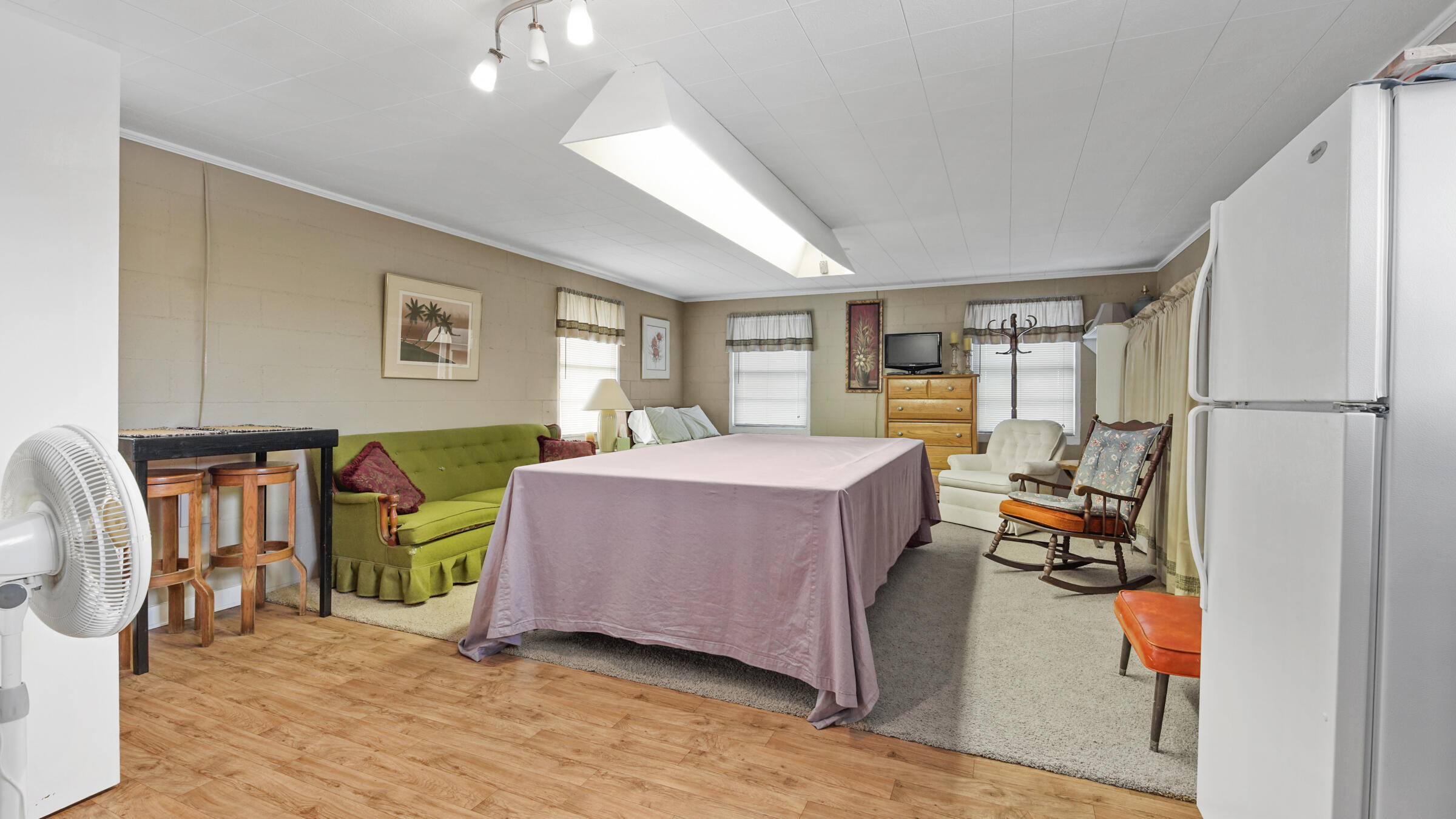 NO RECORDED SUBDIVISION - Residential