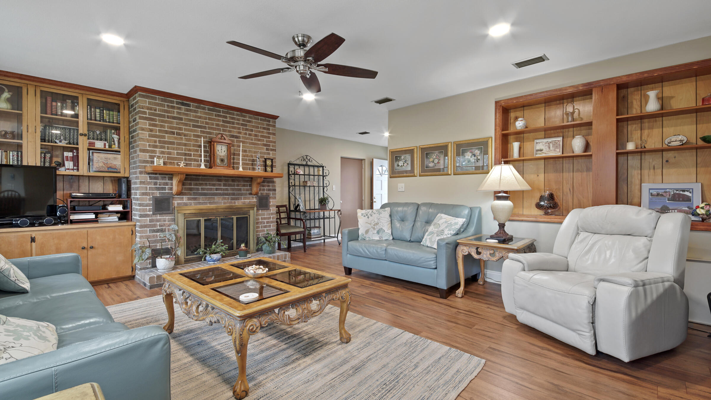 NO RECORDED SUBDIVISION - Residential