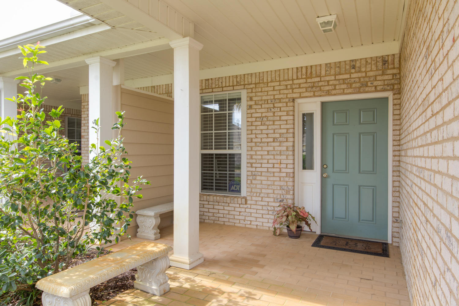 DIAMOND LAKES - Residential