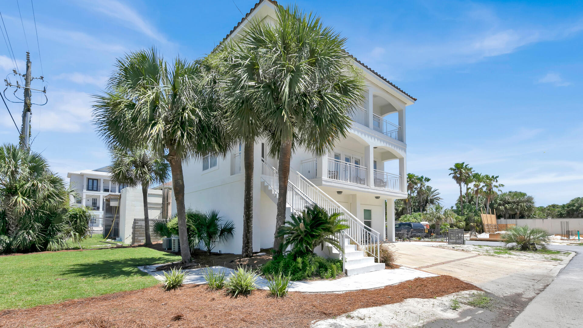 EMERALD DUNES - Residential