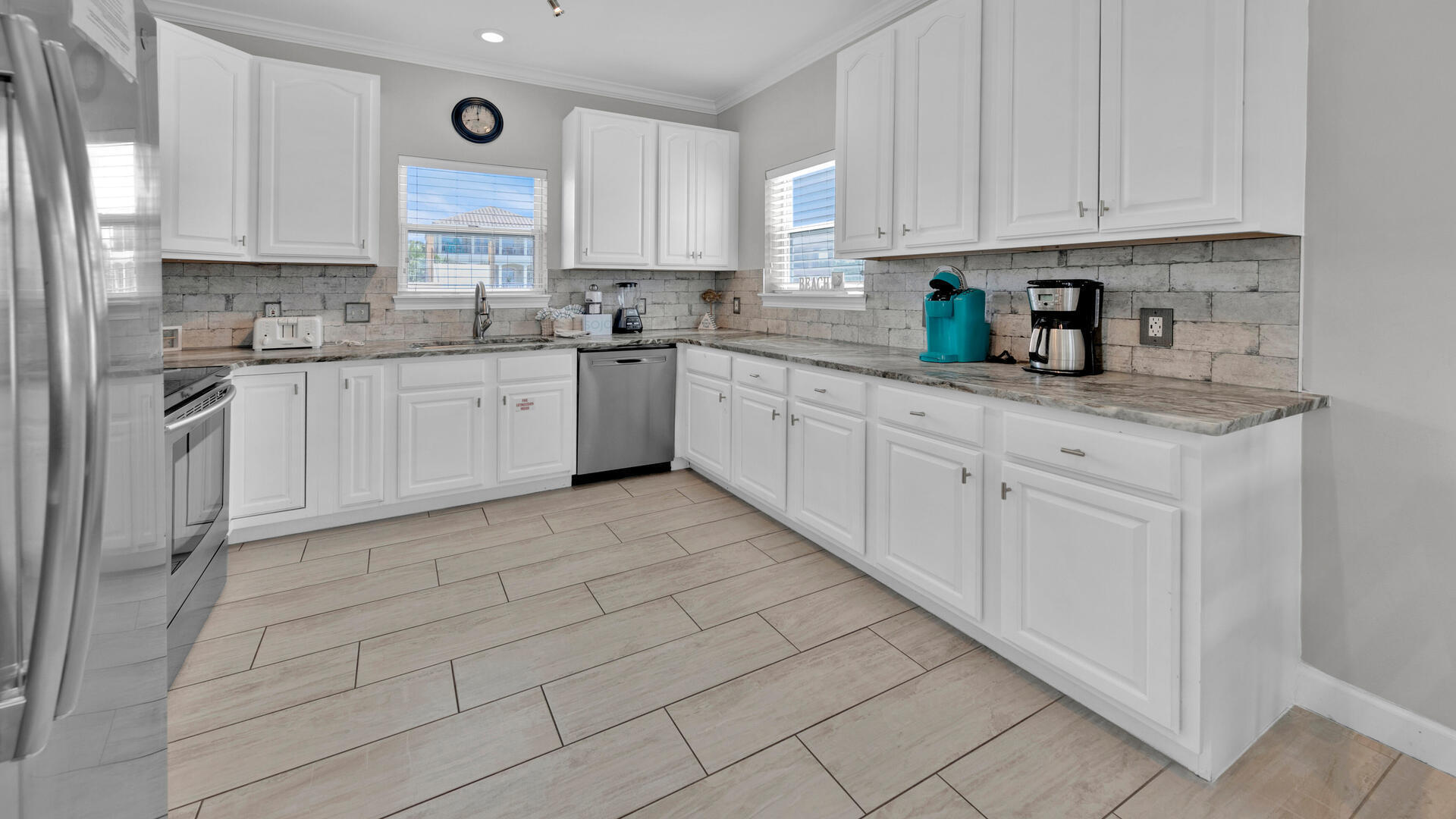 EMERALD DUNES - Residential