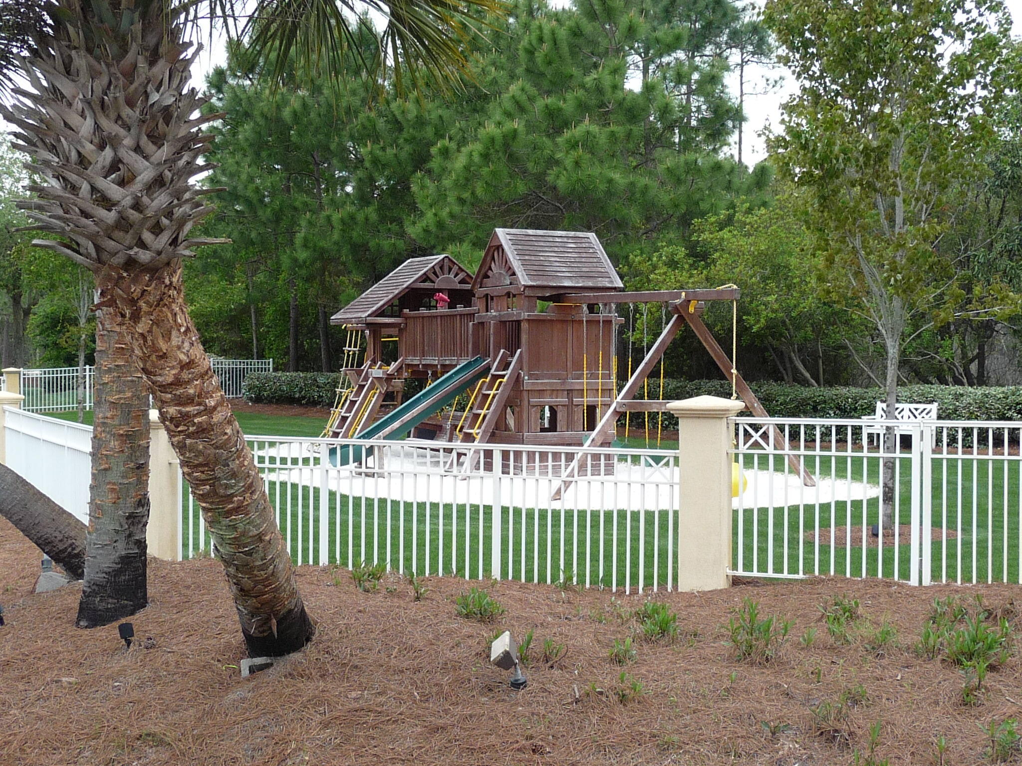 REGATTA BAY GOLF VILLAS - Residential