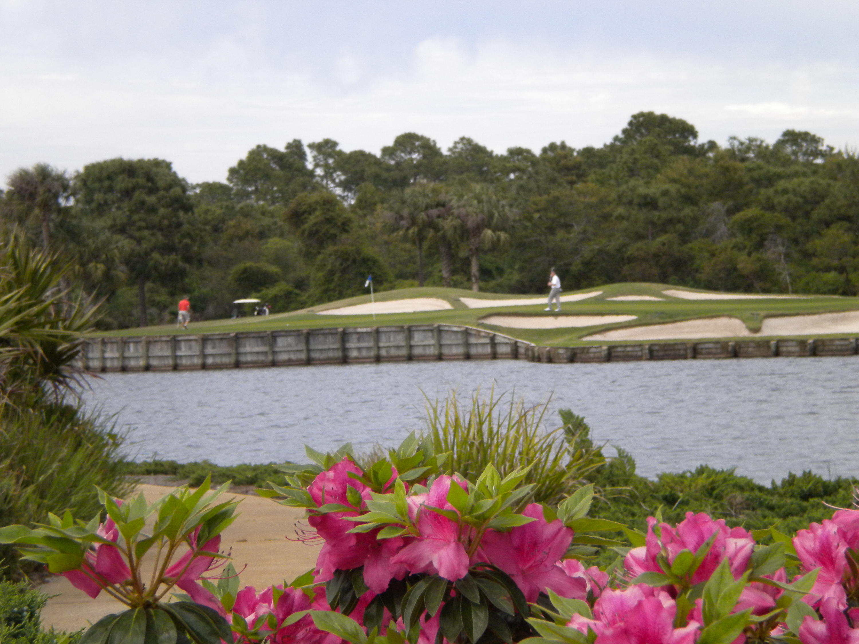 REGATTA BAY GOLF VILLAS - Residential