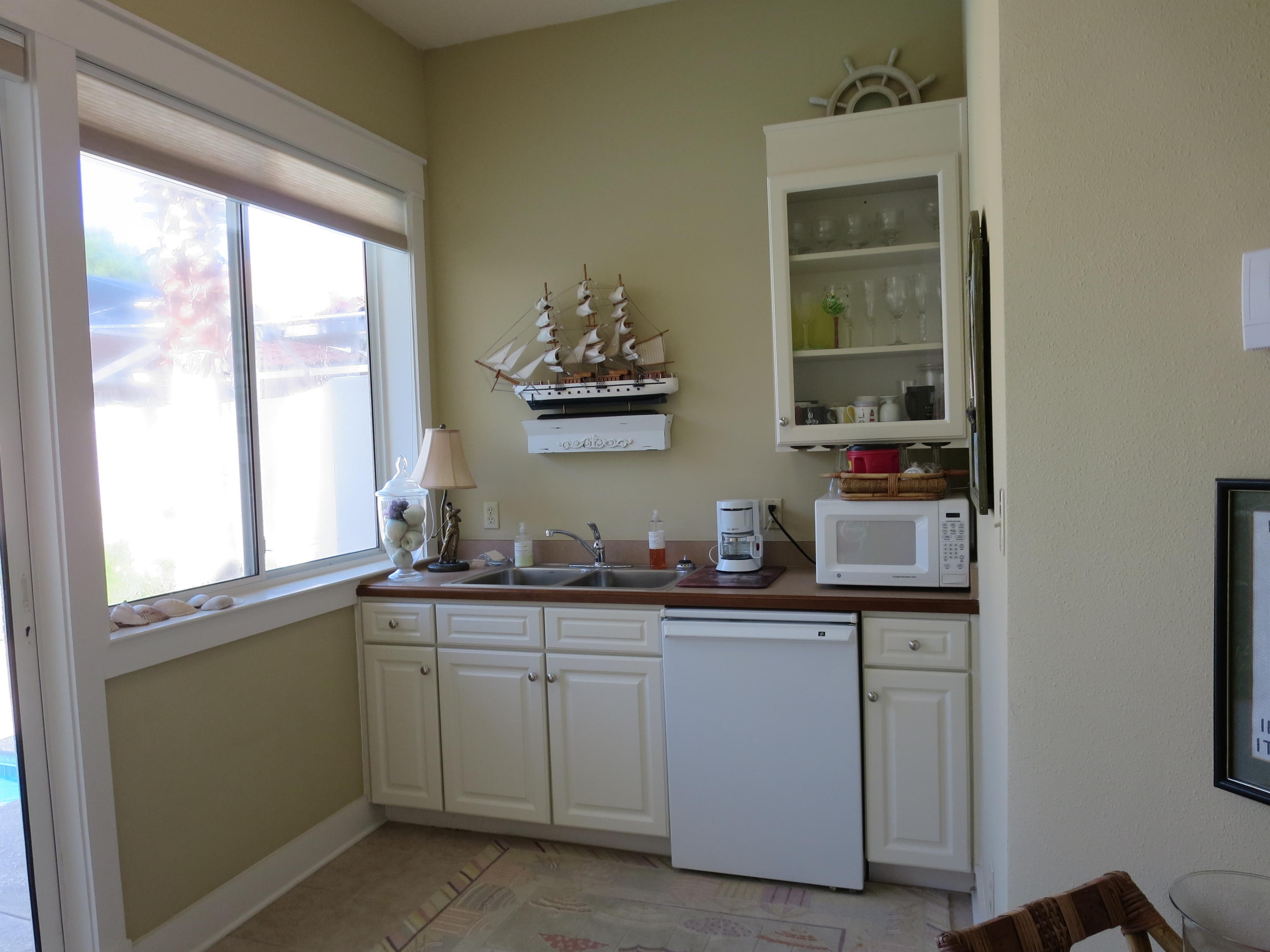 REGATTA BAY GOLF VILLAS - Residential