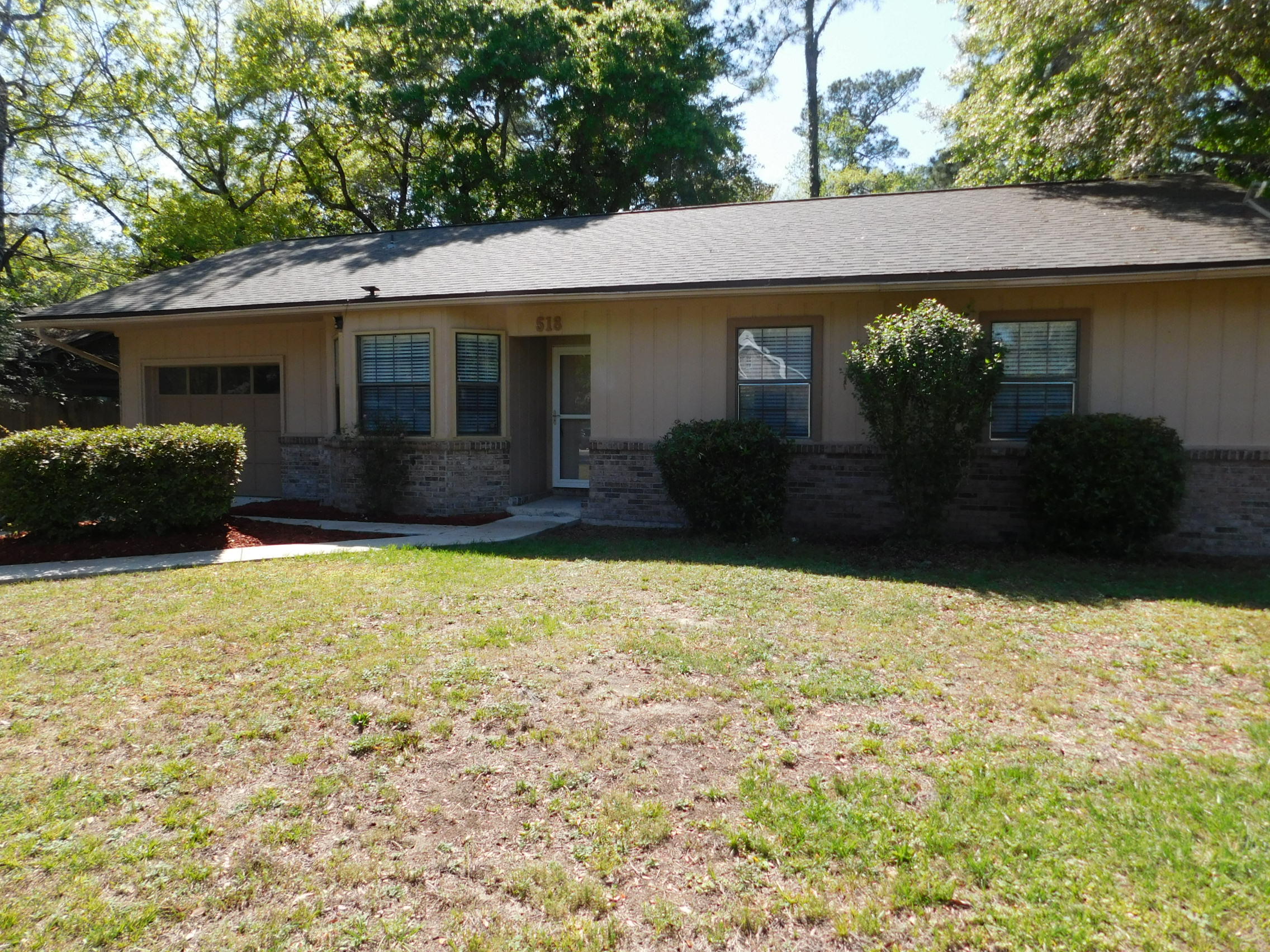 VALPARAISO PINECREST 5 - Residential