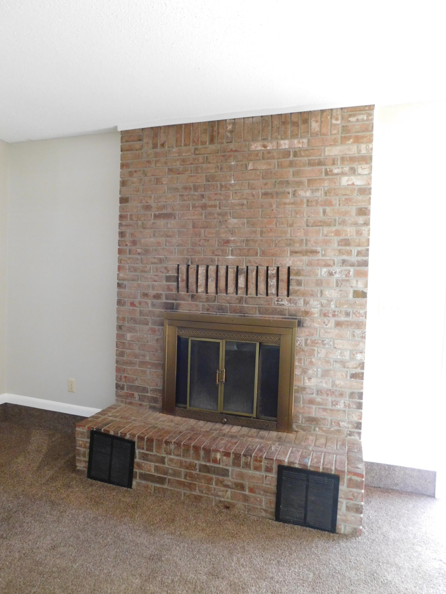 VALPARAISO PINECREST 5 - Residential