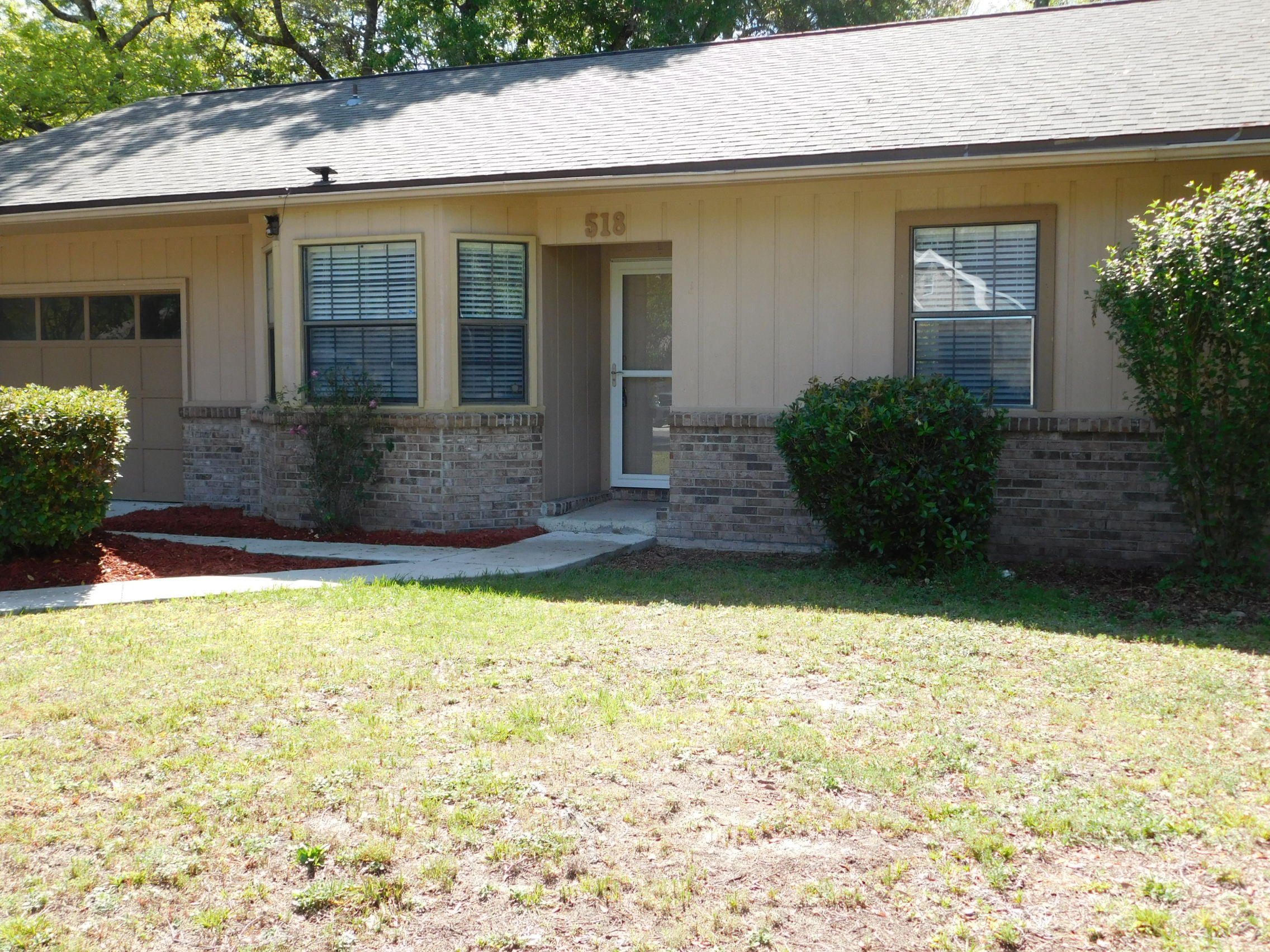 VALPARAISO PINECREST 5 - Residential