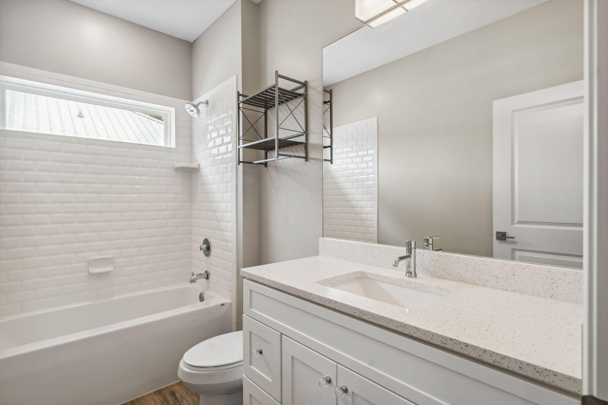 PINE TRACE - Residential Lease