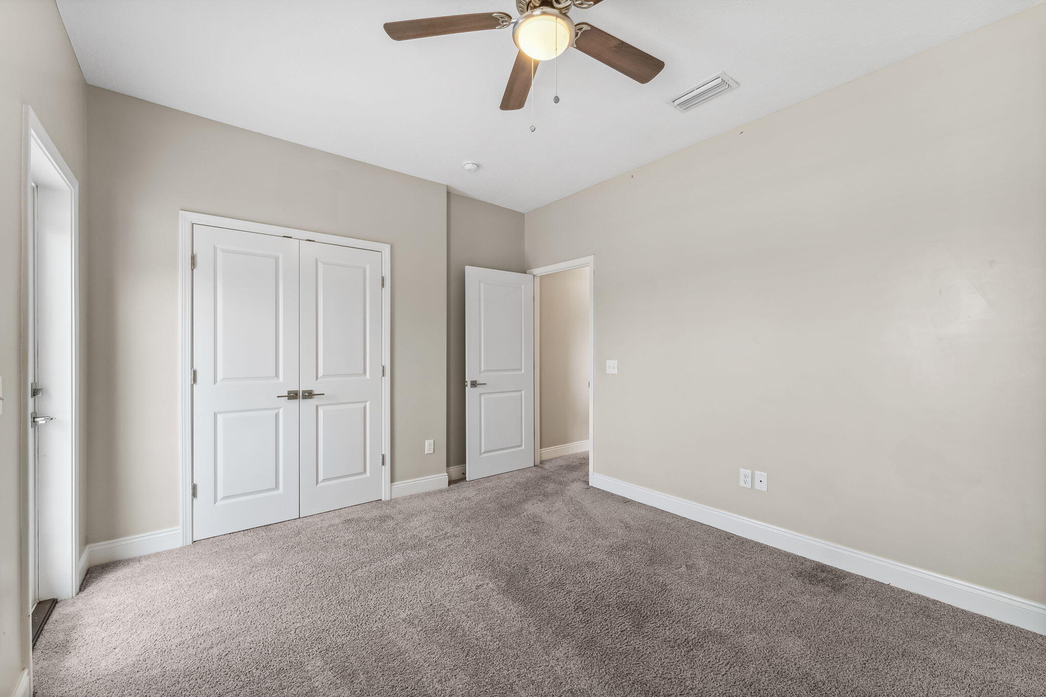 PINE TRACE - Residential Lease