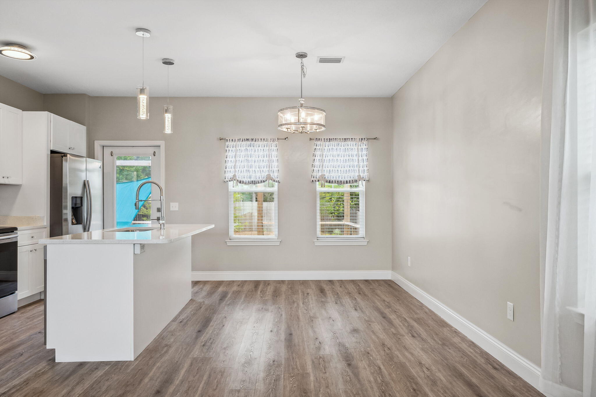 PINE TRACE - Residential Lease