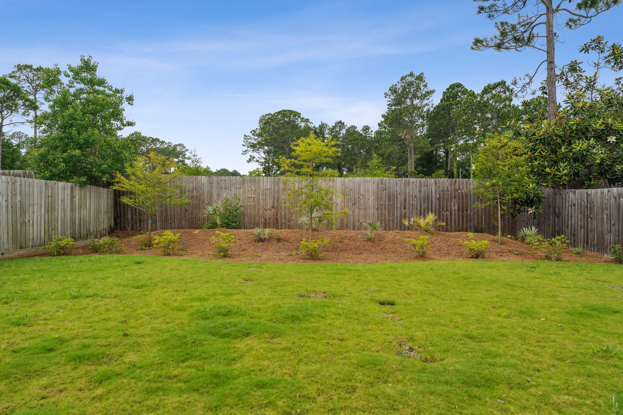 PINE TRACE - Residential Lease