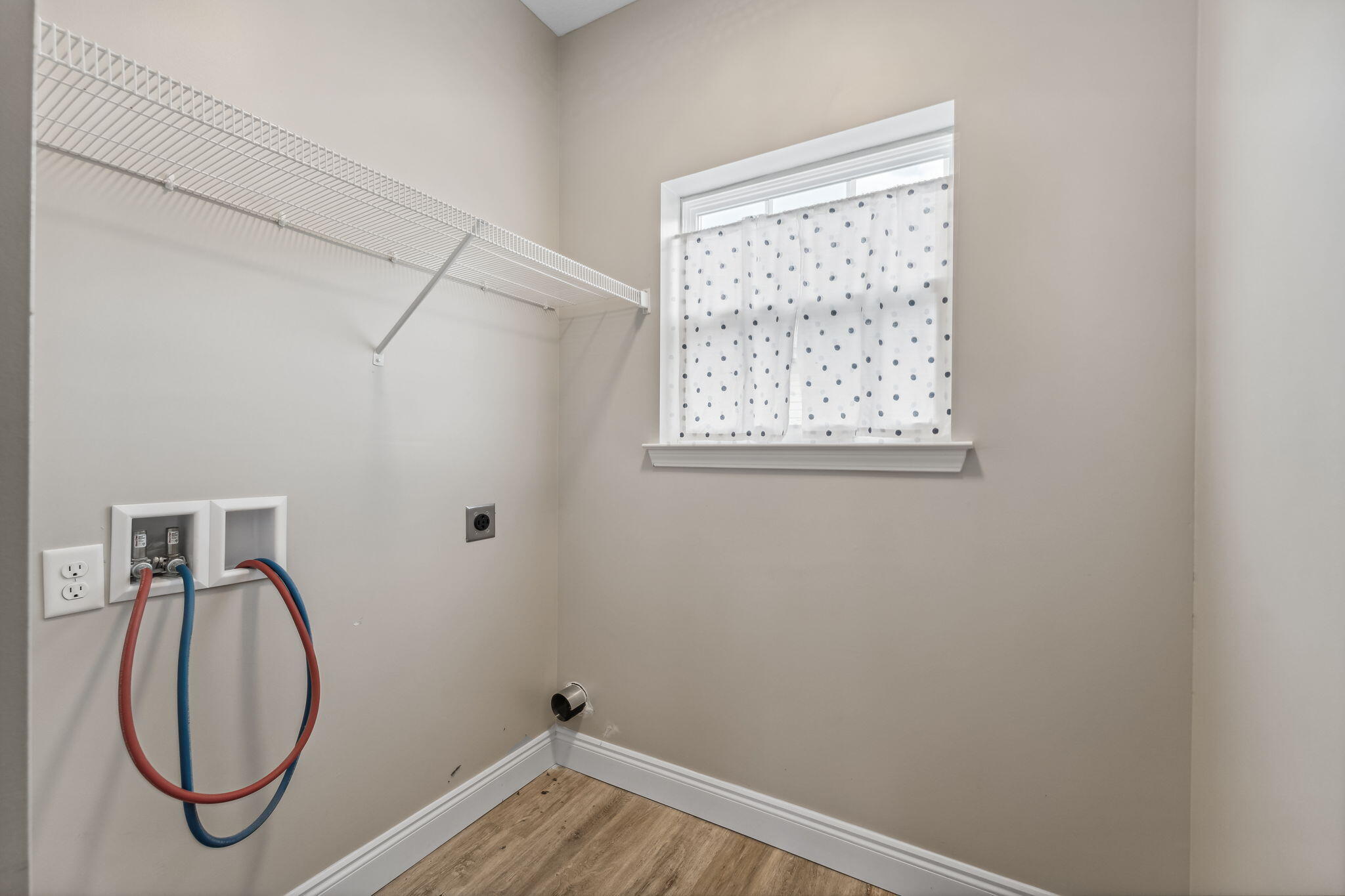 PINE TRACE - Residential Lease