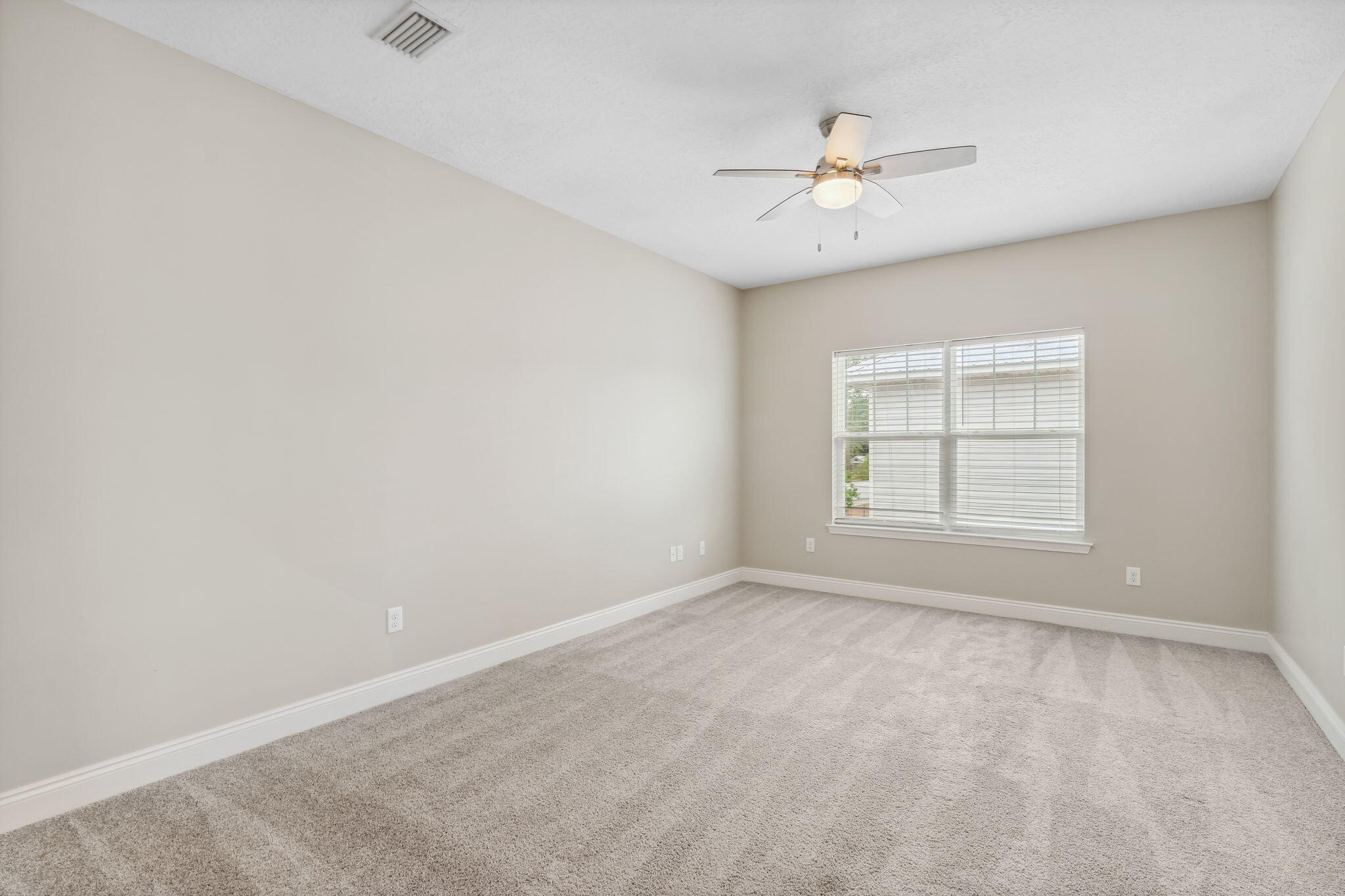 PINE TRACE - Residential Lease