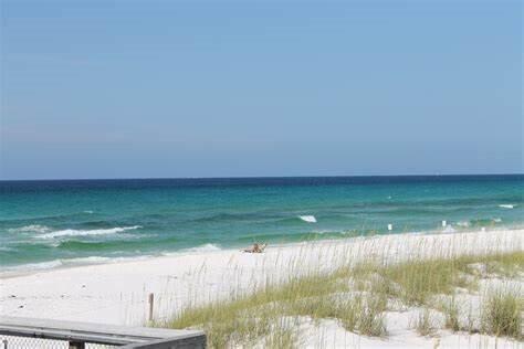 ISLANDER CONDO PH 2 - Residential